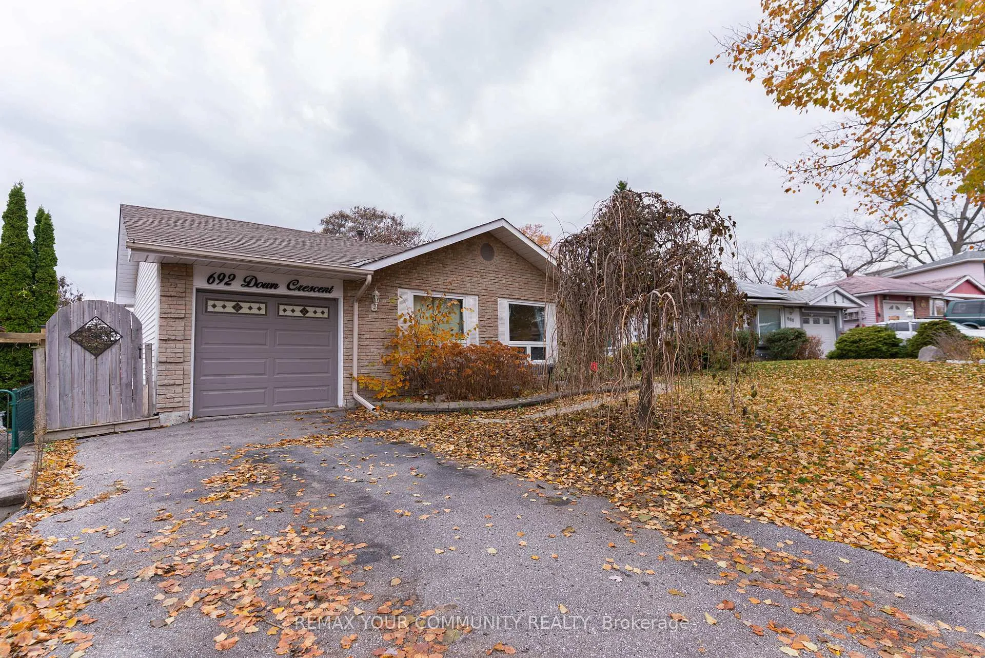 Photo 1 of Unit Main, 692 Down Crescent, Oshawa, Donevan — HOMEH