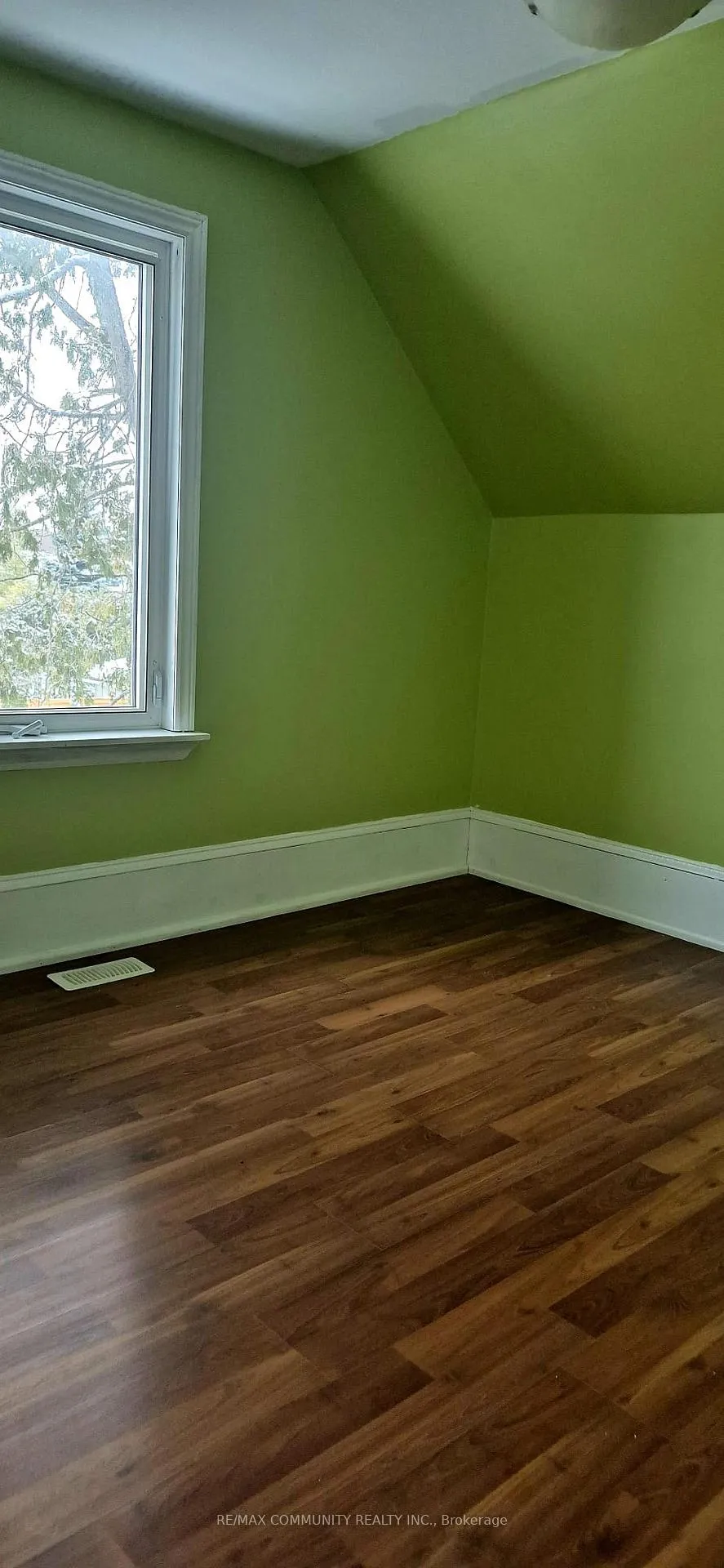 Photo 7 of 21 Forestell Street, New Tecumseth, Tottenham — HOMEH