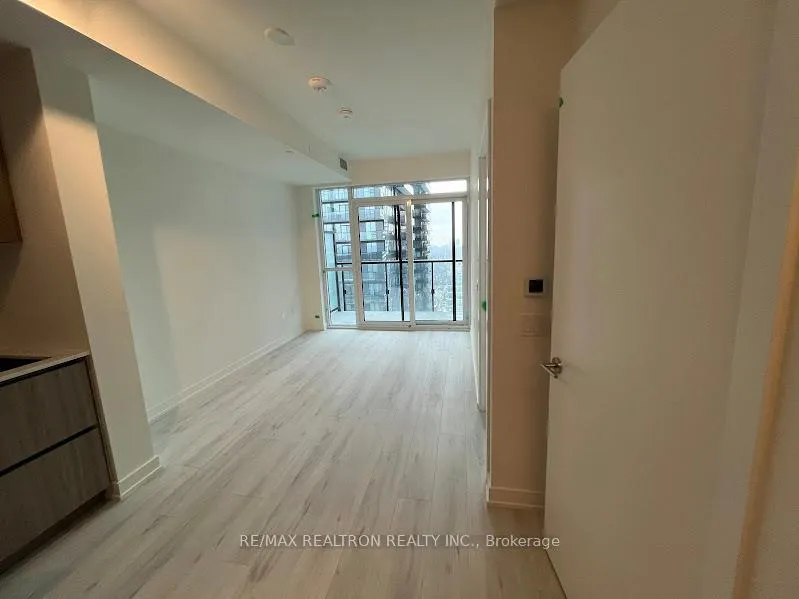 Photo 3 of 110 Broadway Avenue, Toronto, Mount Pleasant West — HOMEH