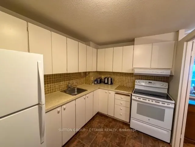 Photo 8 of Unit 603, 1599 Lassiter Terrace, Ottawa, Beaconwood — HOMEH