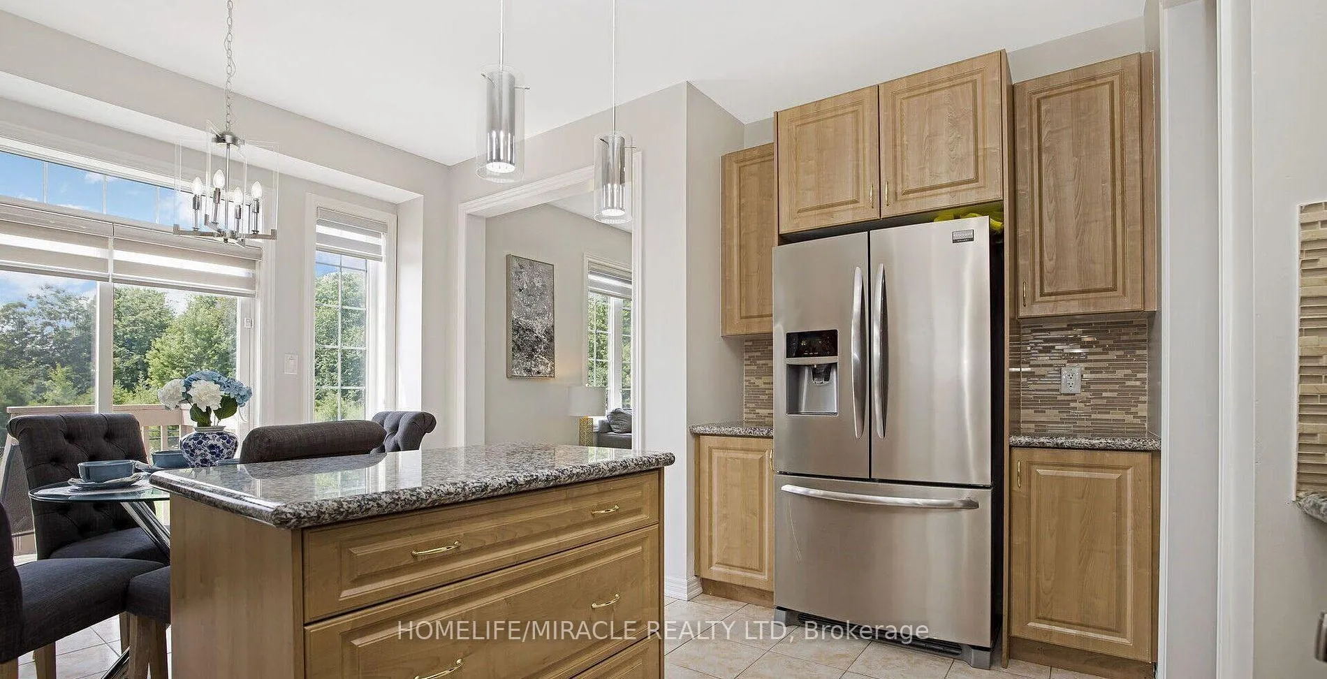 Photo 9 of 58 Masken Circle, Brampton, Northwest Brampton — HOMEH