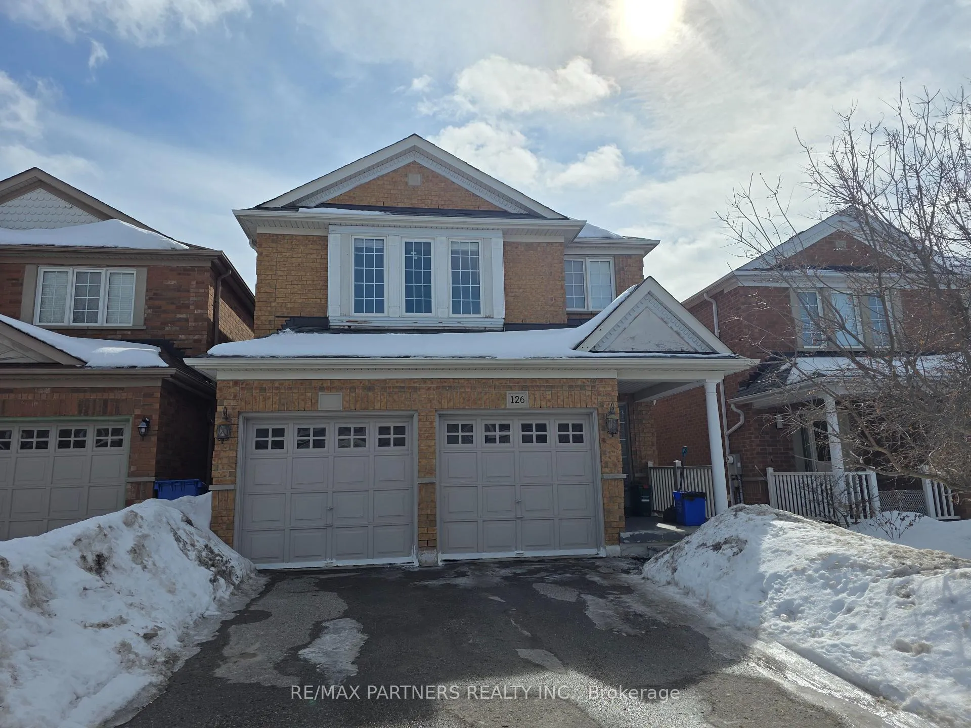 Photo 1 of 126 Collis Drive, Aurora, Bayview Northeast — HOMEH