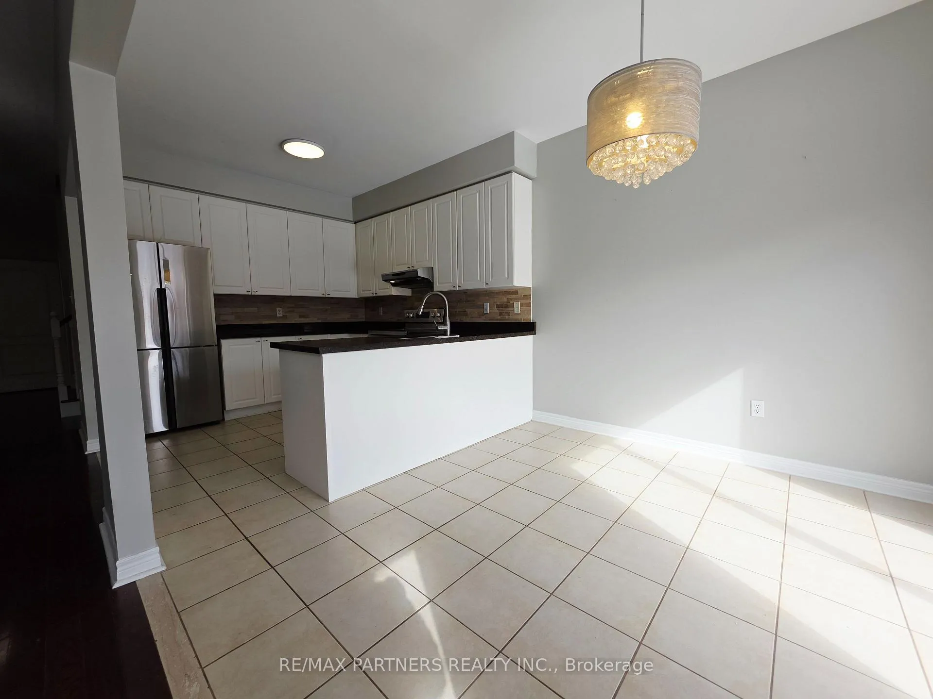 Photo 18 of 126 Collis Drive, Aurora, Bayview Northeast — HOMEH