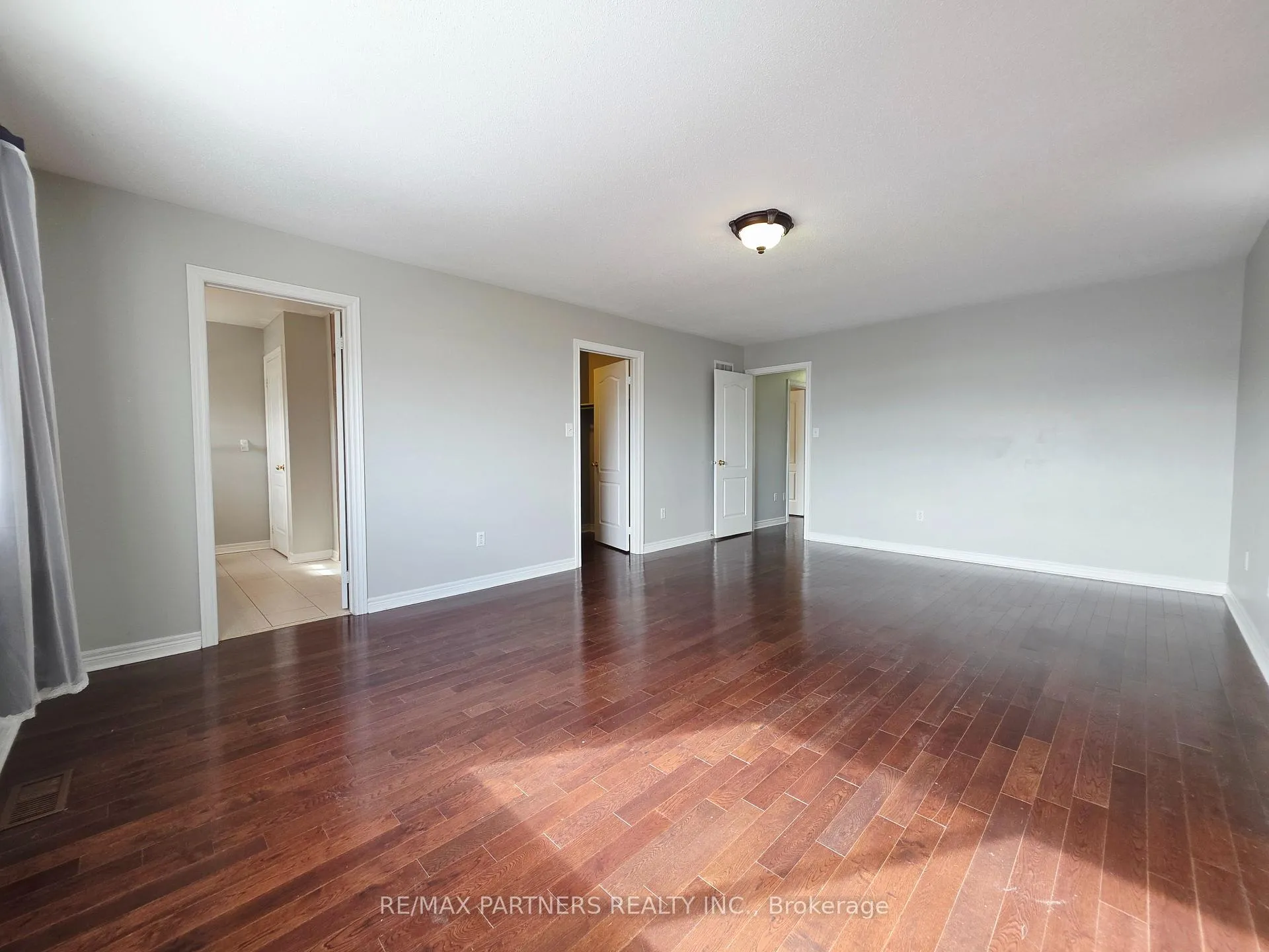 Photo 26 of 126 Collis Drive, Aurora, Bayview Northeast — HOMEH