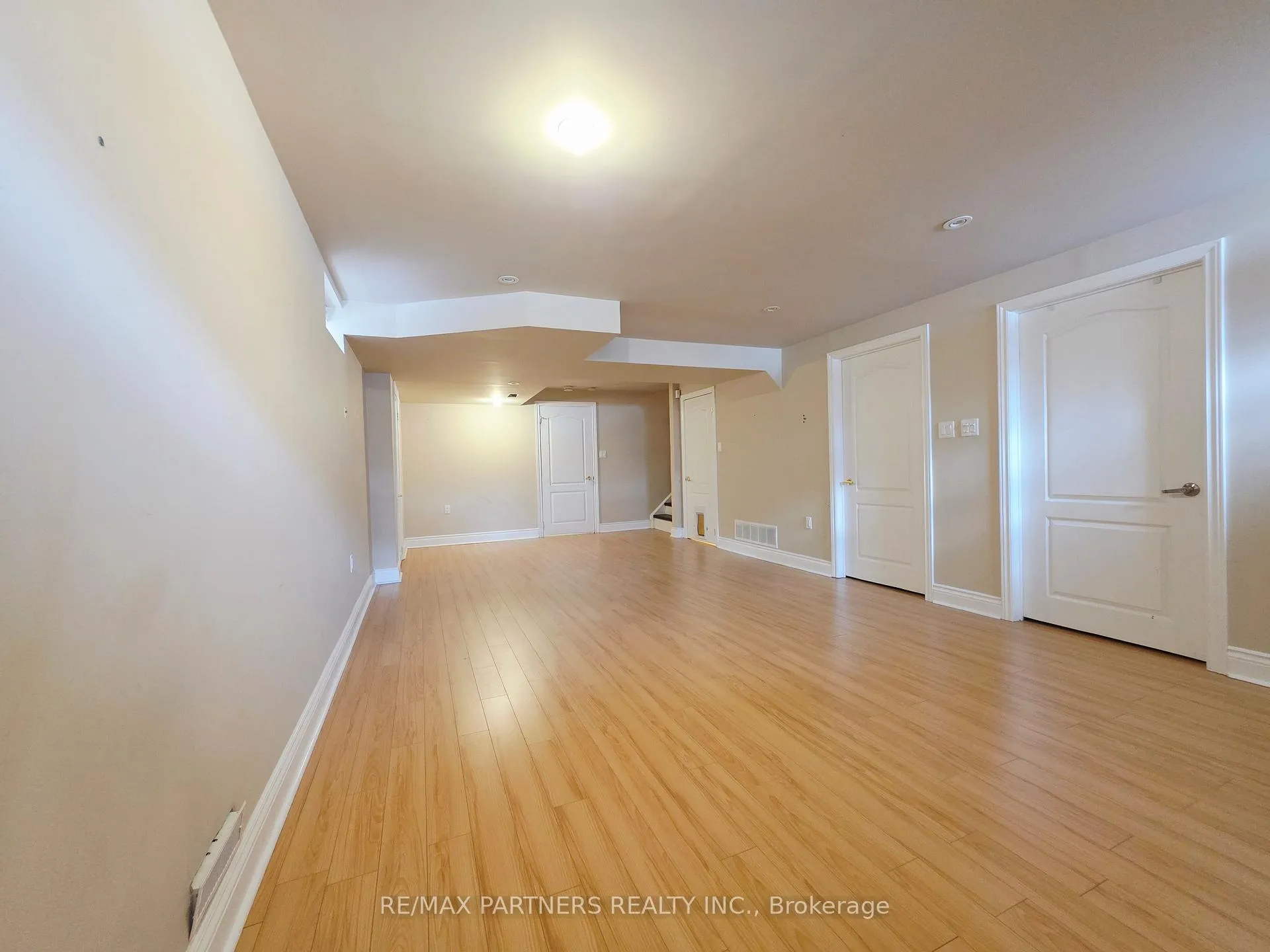Photo 44 of 126 Collis Drive, Aurora, Bayview Northeast — HOMEH