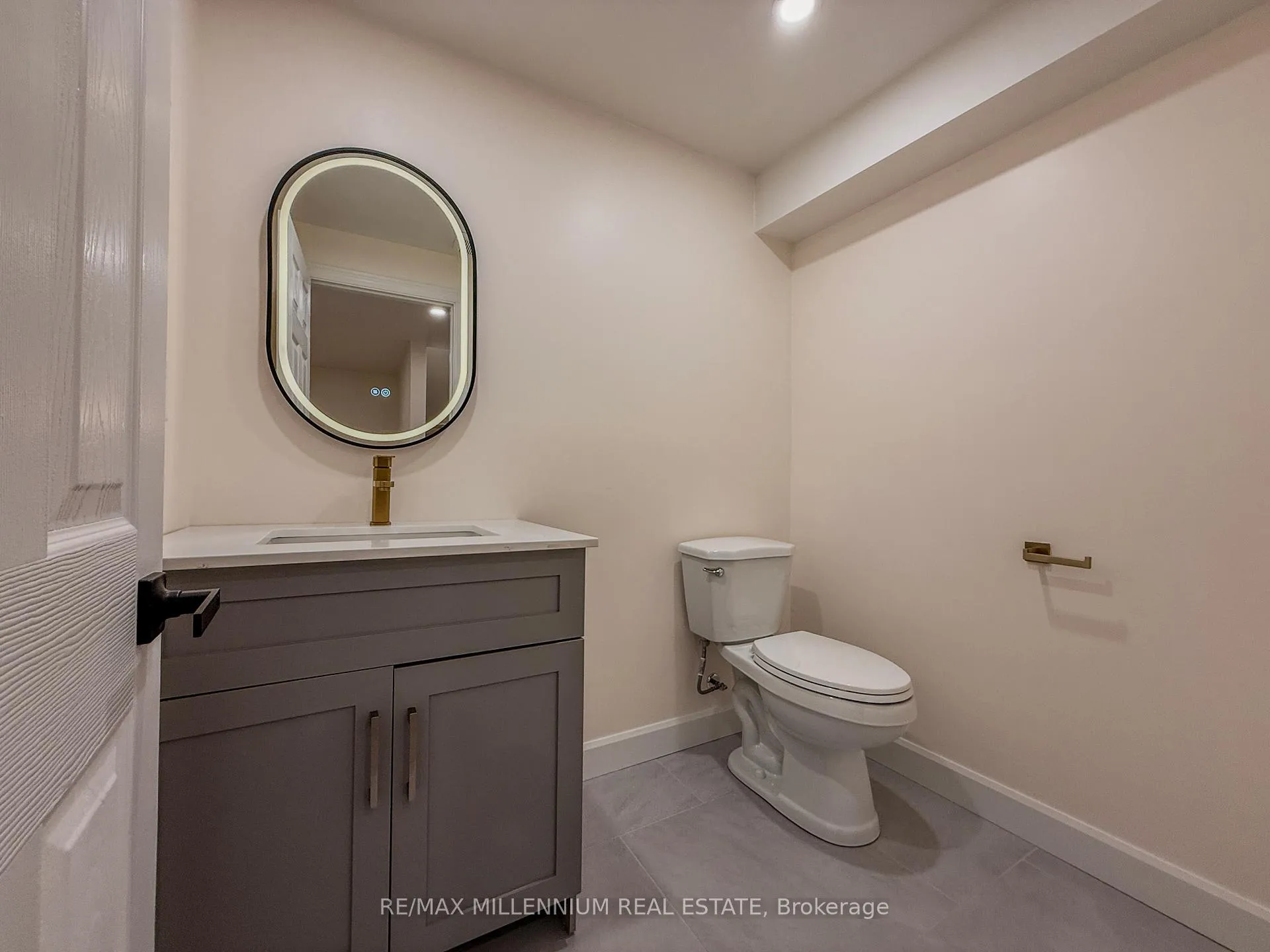 Photo 12 of 14 Sallis Drive, Ajax, South East — HOMEH