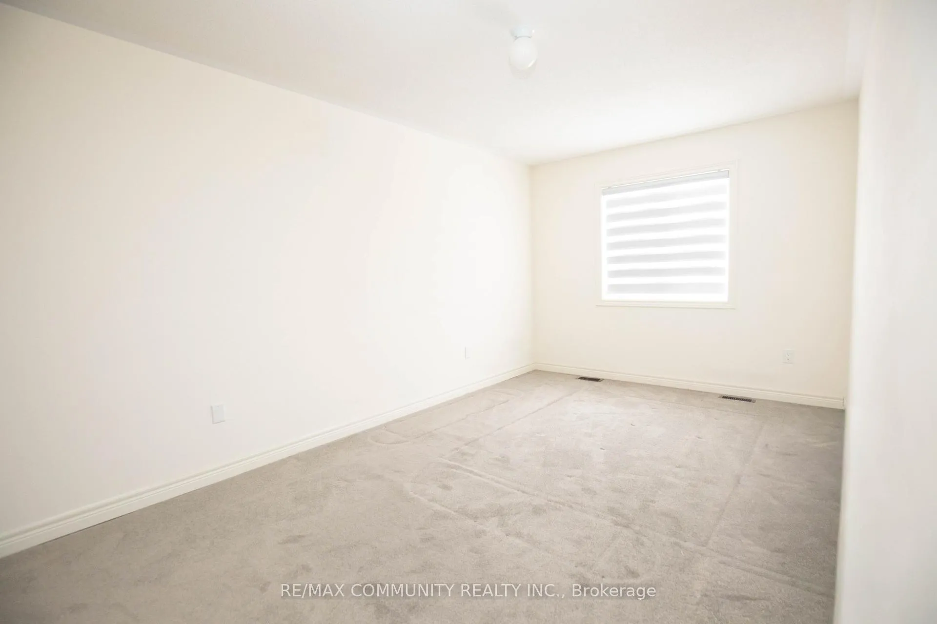 Photo 7 of 1197 Kettering Drive, Oshawa, Eastdale — HOMEH
