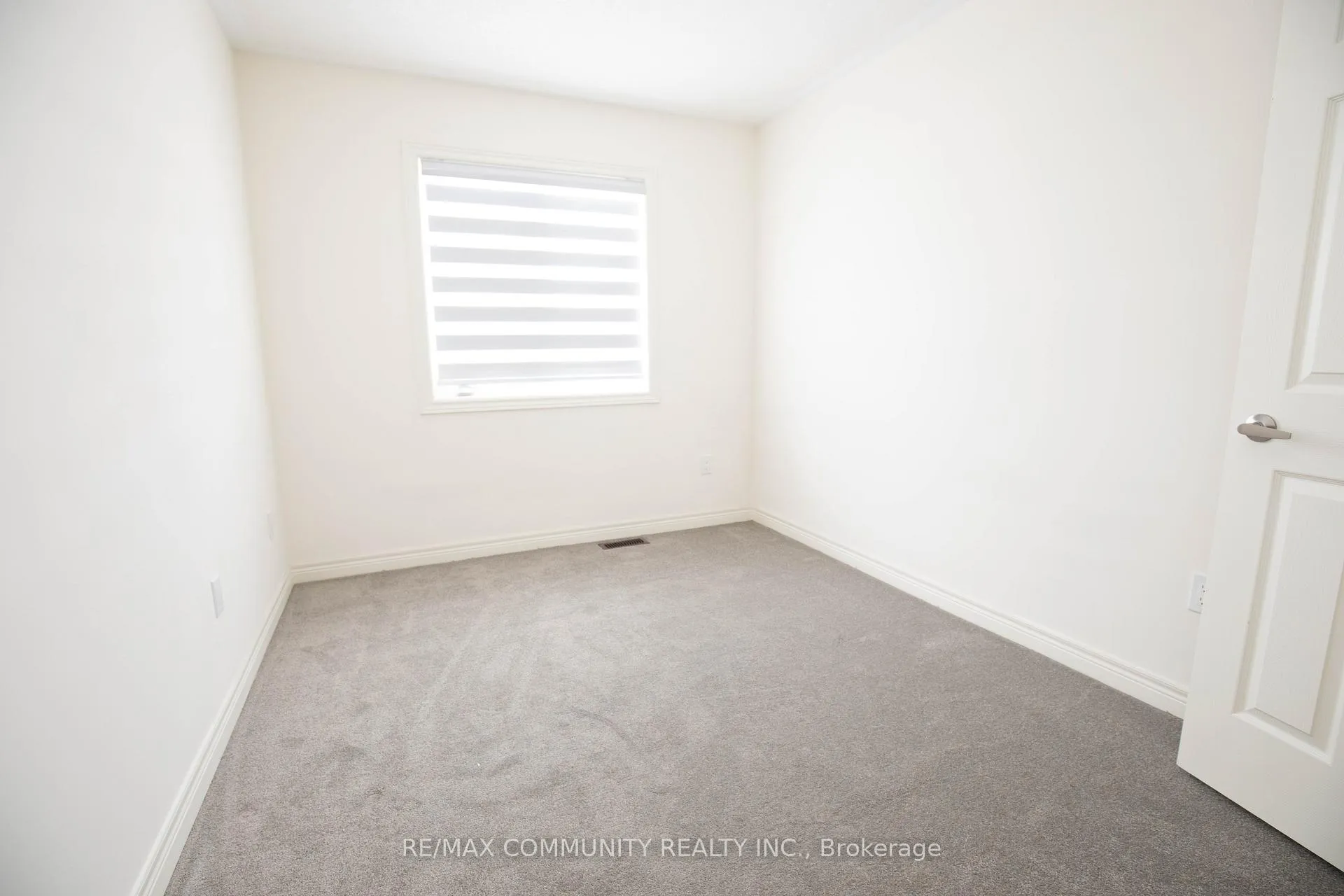 Photo 12 of 1197 Kettering Drive, Oshawa, Eastdale — HOMEH