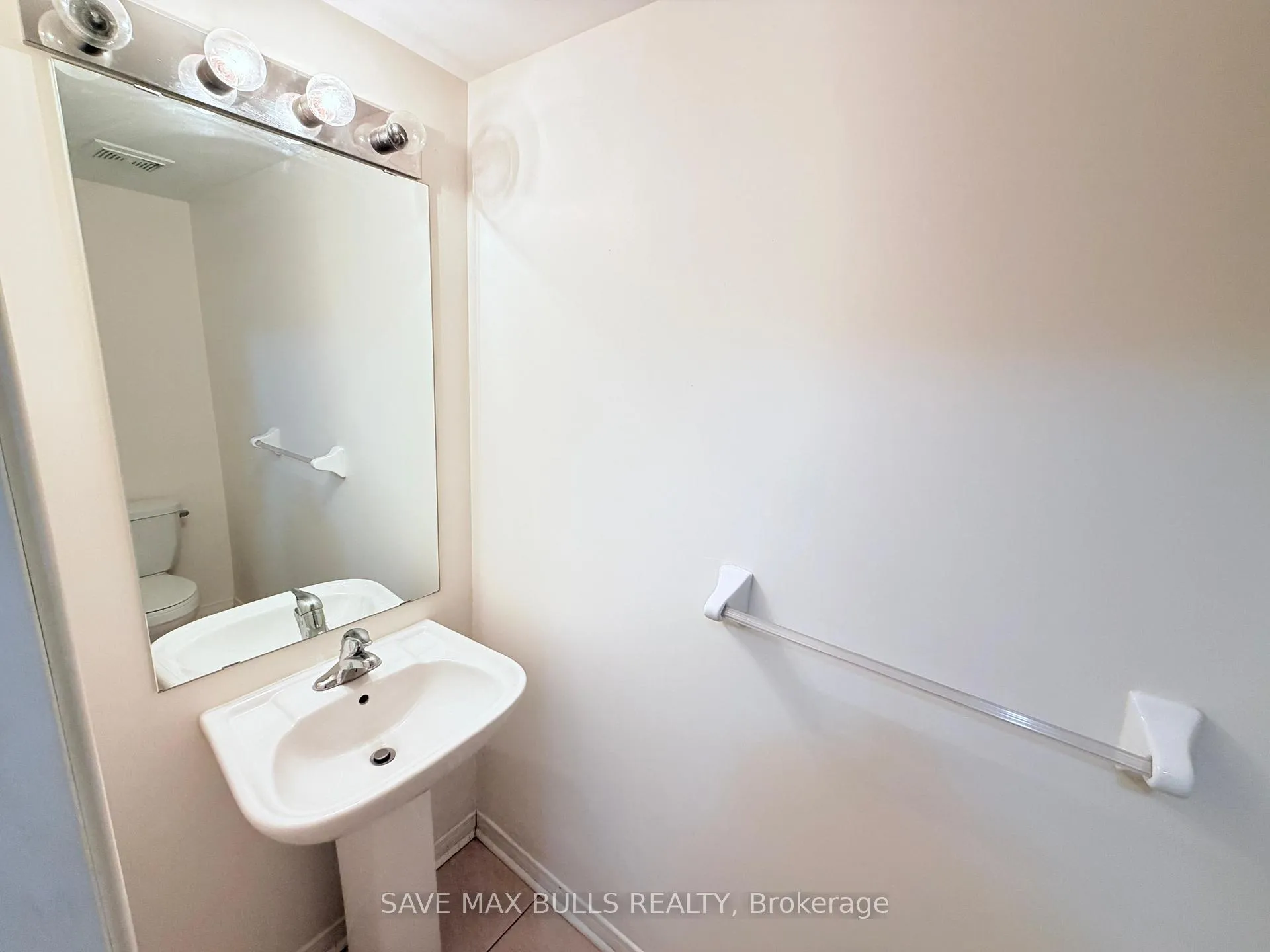 Photo 18 of 37 Magpie Way, Whitby, Blue Grass Meadows — HOMEH
