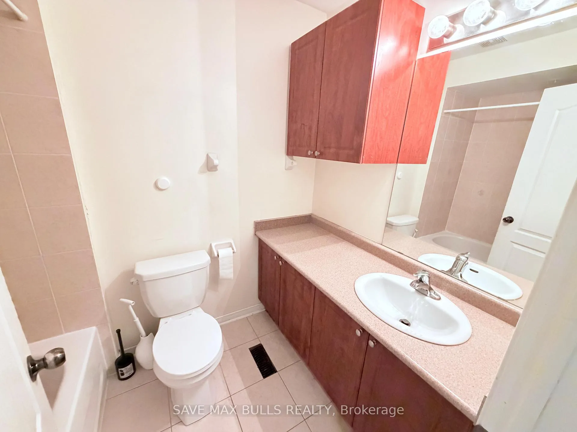 Photo 19 of 37 Magpie Way, Whitby, Blue Grass Meadows — HOMEH