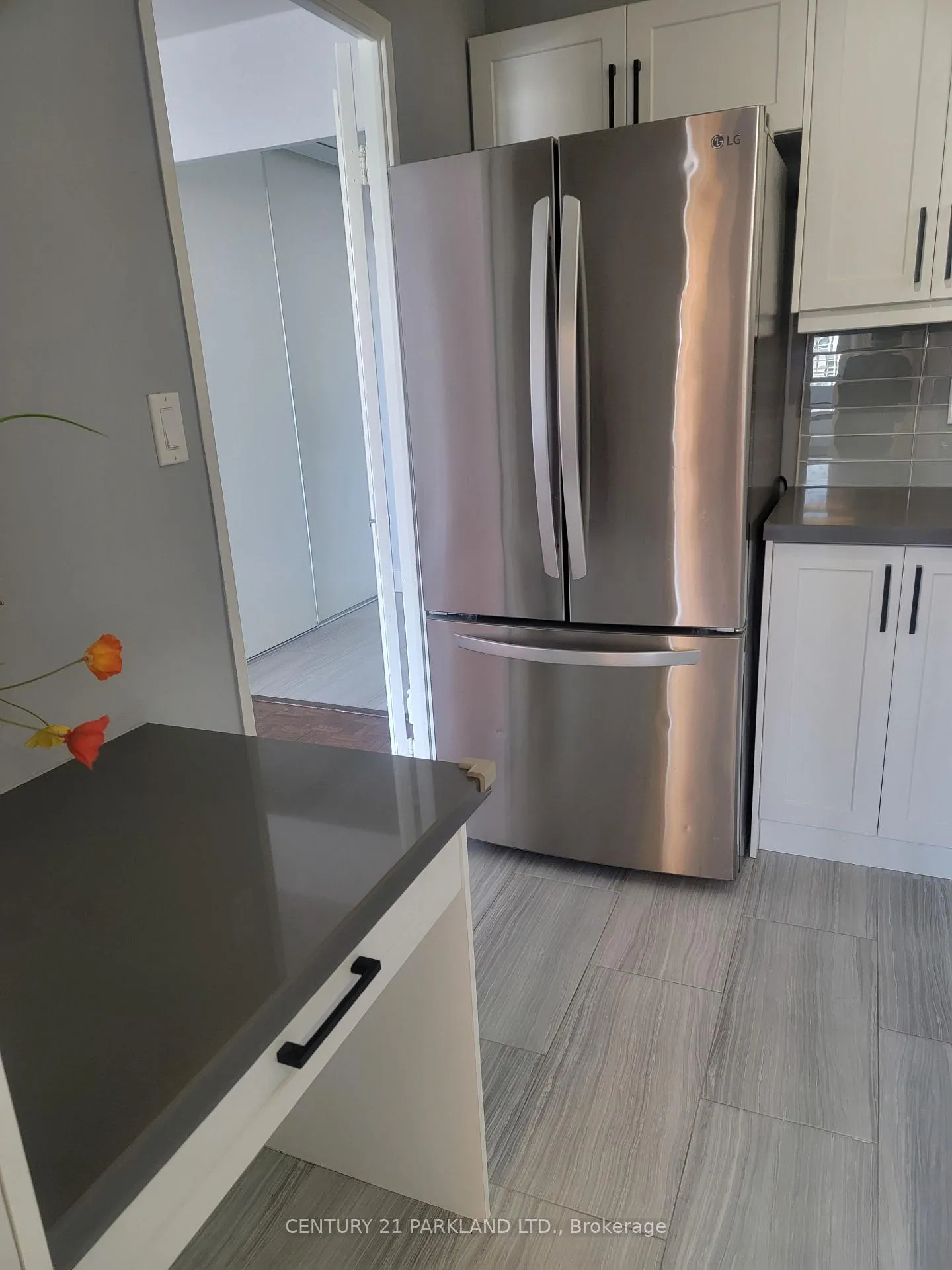 Photo 8 of Unit 1102, 3 Massey Square, Toronto, Crescent Town — HOMEH