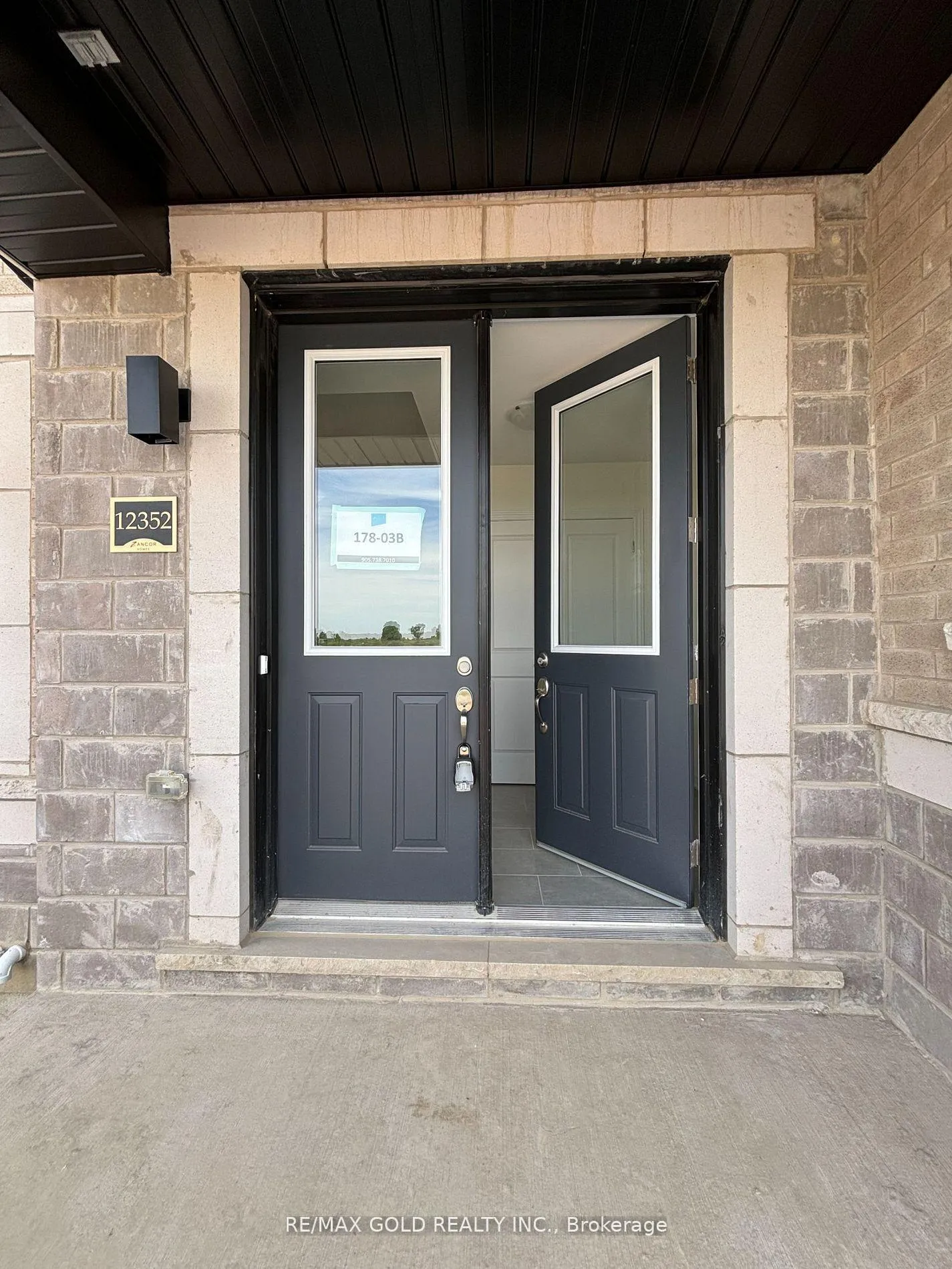 Photo 2 of 12352 Mclaughlin Road, Caledon, Rural Caledon — HOMEH