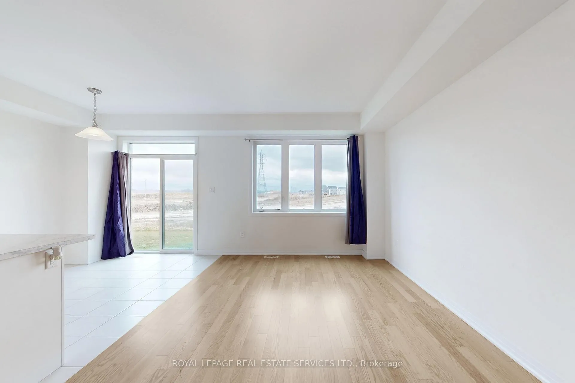 Photo 3 of 161 Brighton Lane, Thorold, Rolling Meadows — HOMEH