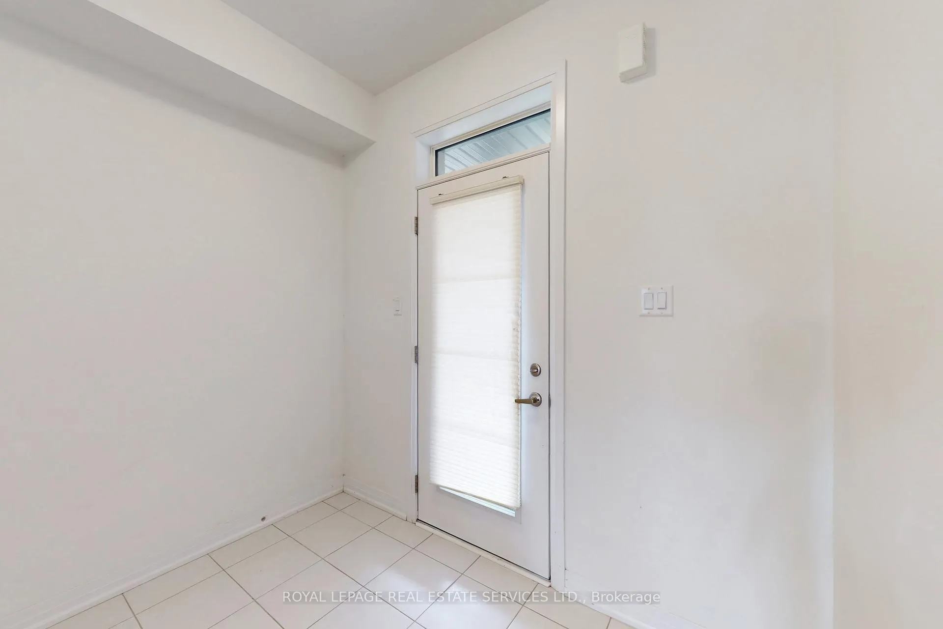 Photo 9 of 161 Brighton Lane, Thorold, Rolling Meadows — HOMEH