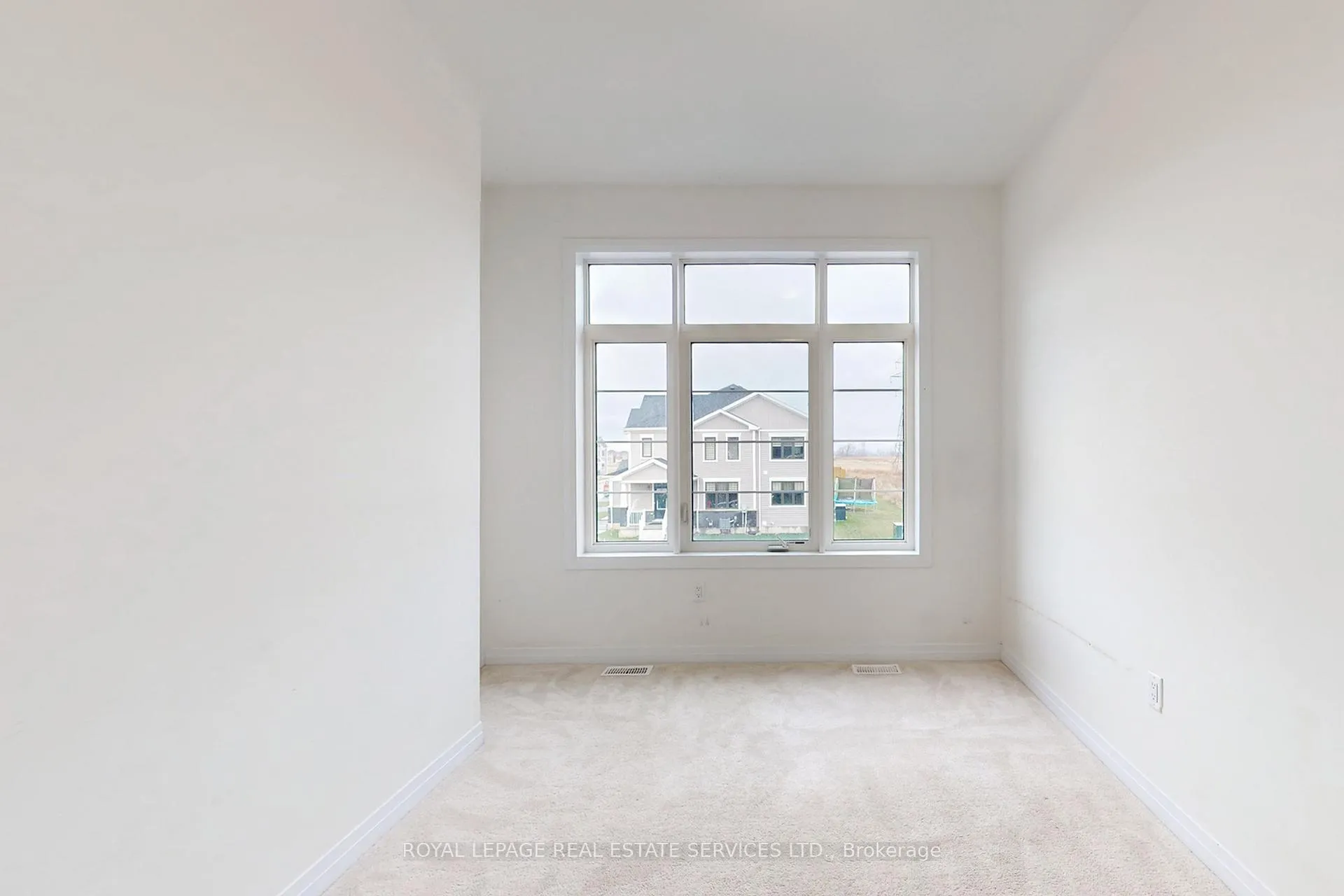 Photo 14 of 161 Brighton Lane, Thorold, Rolling Meadows — HOMEH