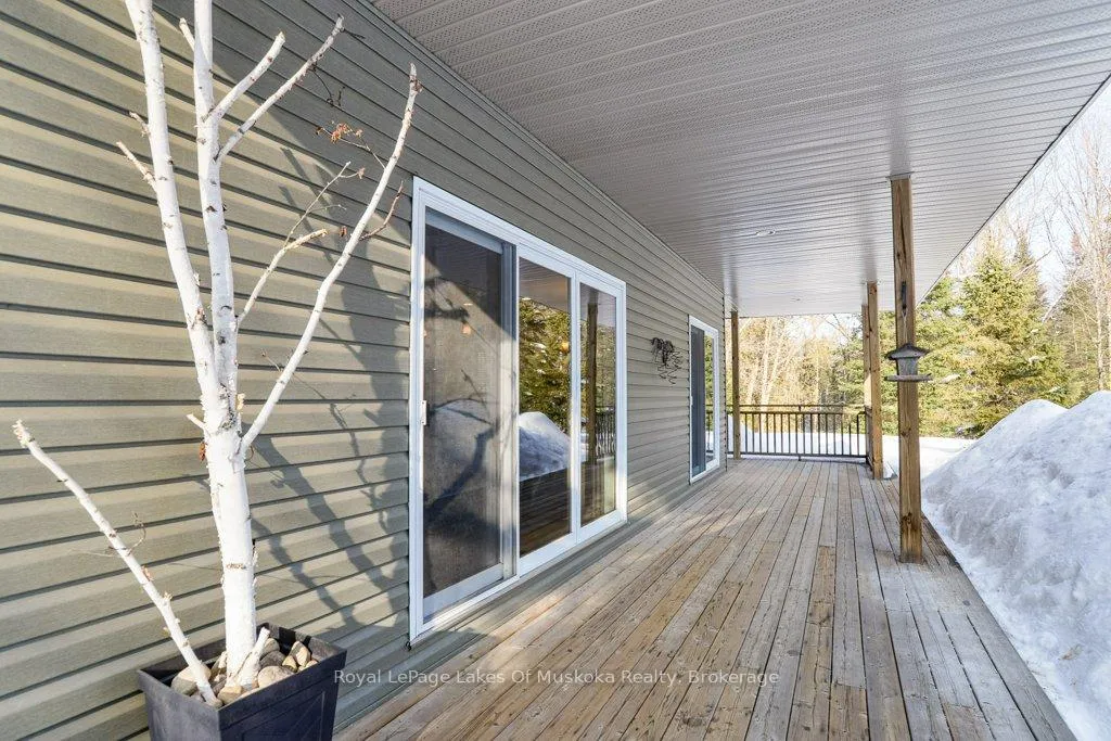 Photo 5 of 2411 Hwy. 118 E., Bracebridge, Draper — HOMEH