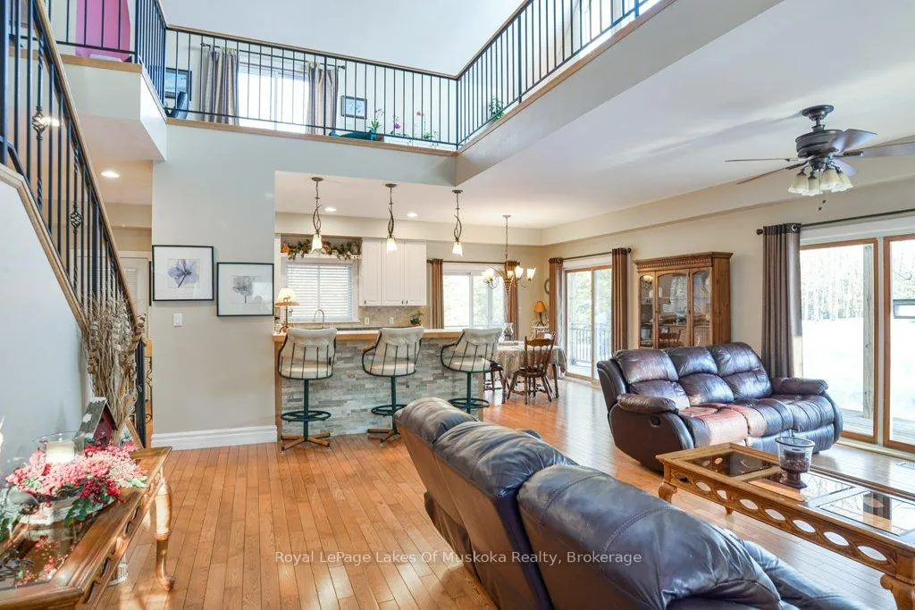 Photo 18 of 2411 Hwy. 118 E., Bracebridge, Draper — HOMEH