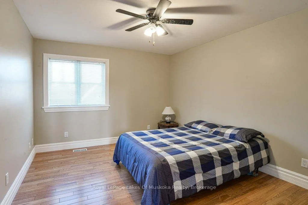 Photo 33 of 2411 Hwy. 118 E., Bracebridge, Draper — HOMEH