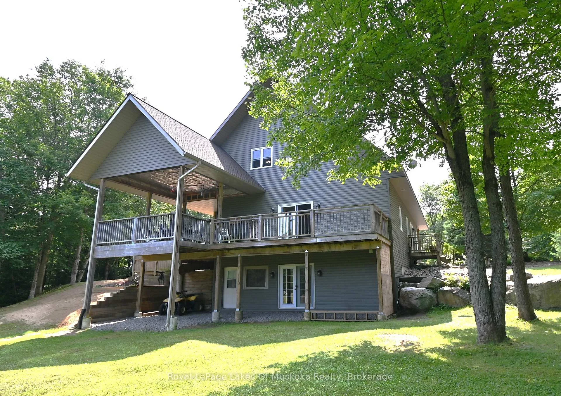 Photo 10 of 2411 Hwy. 118 E., Bracebridge, Draper — HOMEH