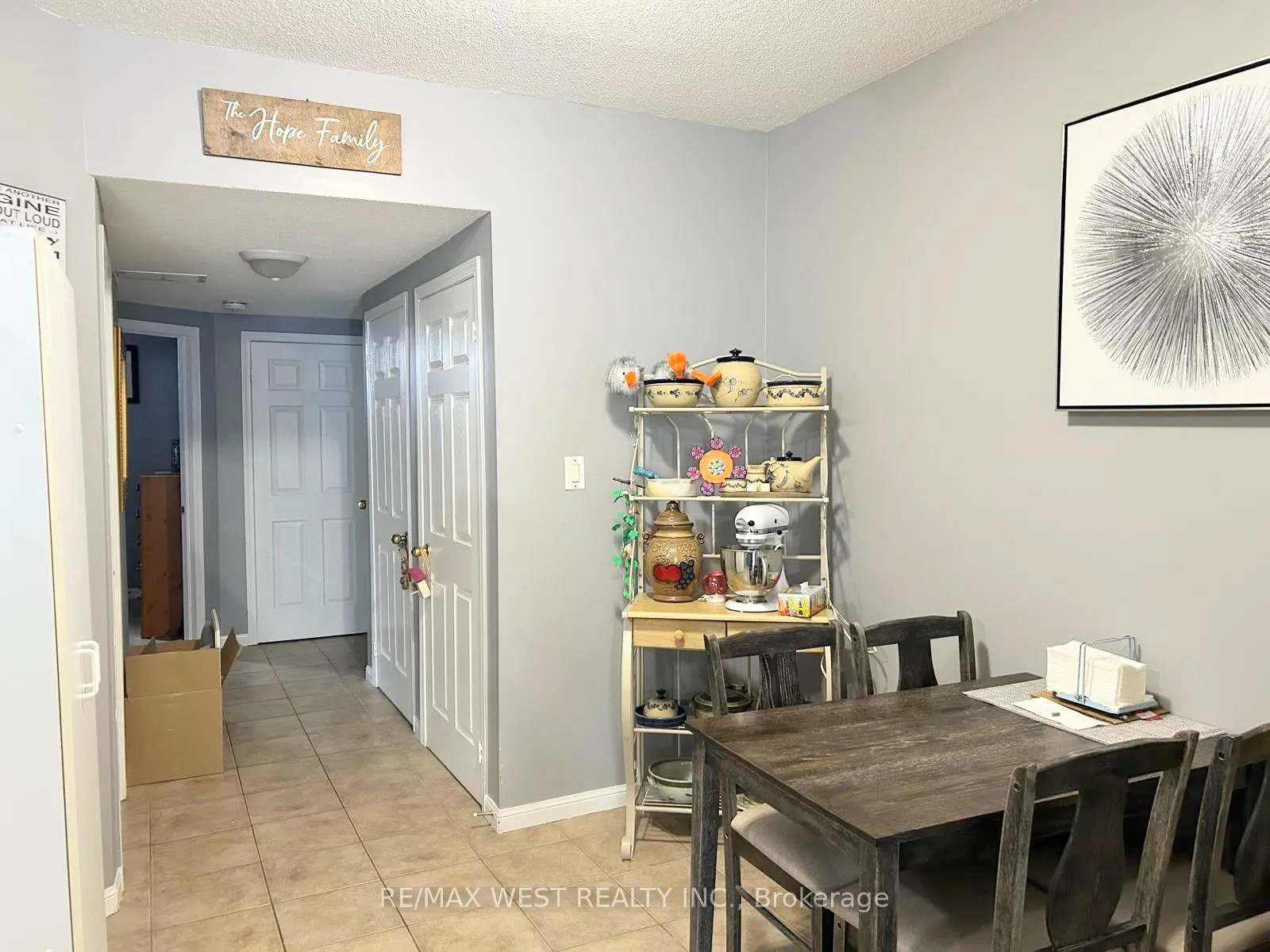 Photo 7 of Unit B, 358 Edgehill Drive, Barrie, Sandy Hollow — HOMEH