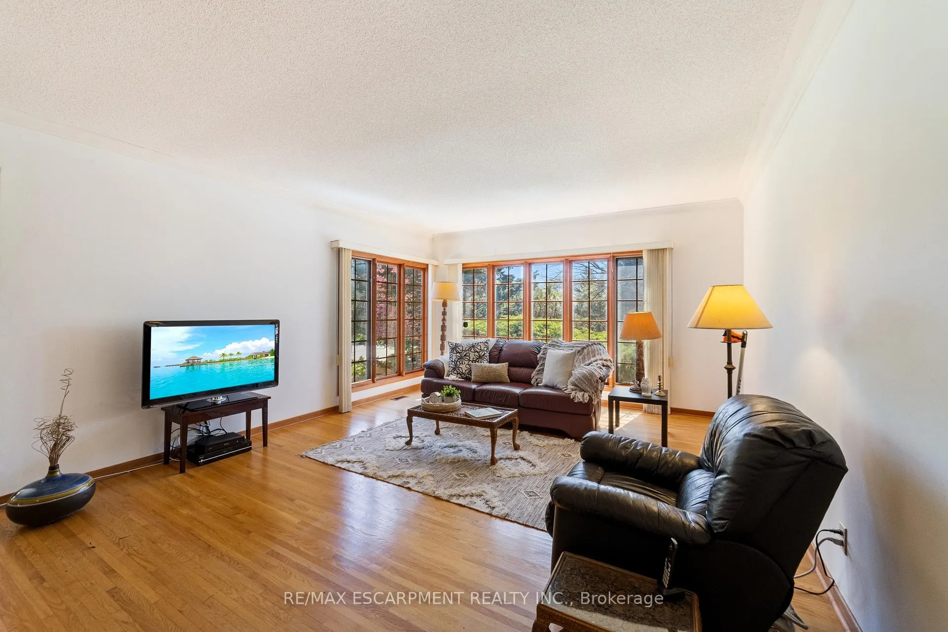 Photo 9 of 1411 Beaufort Drive, Burlington, Tyandaga — HOMEH