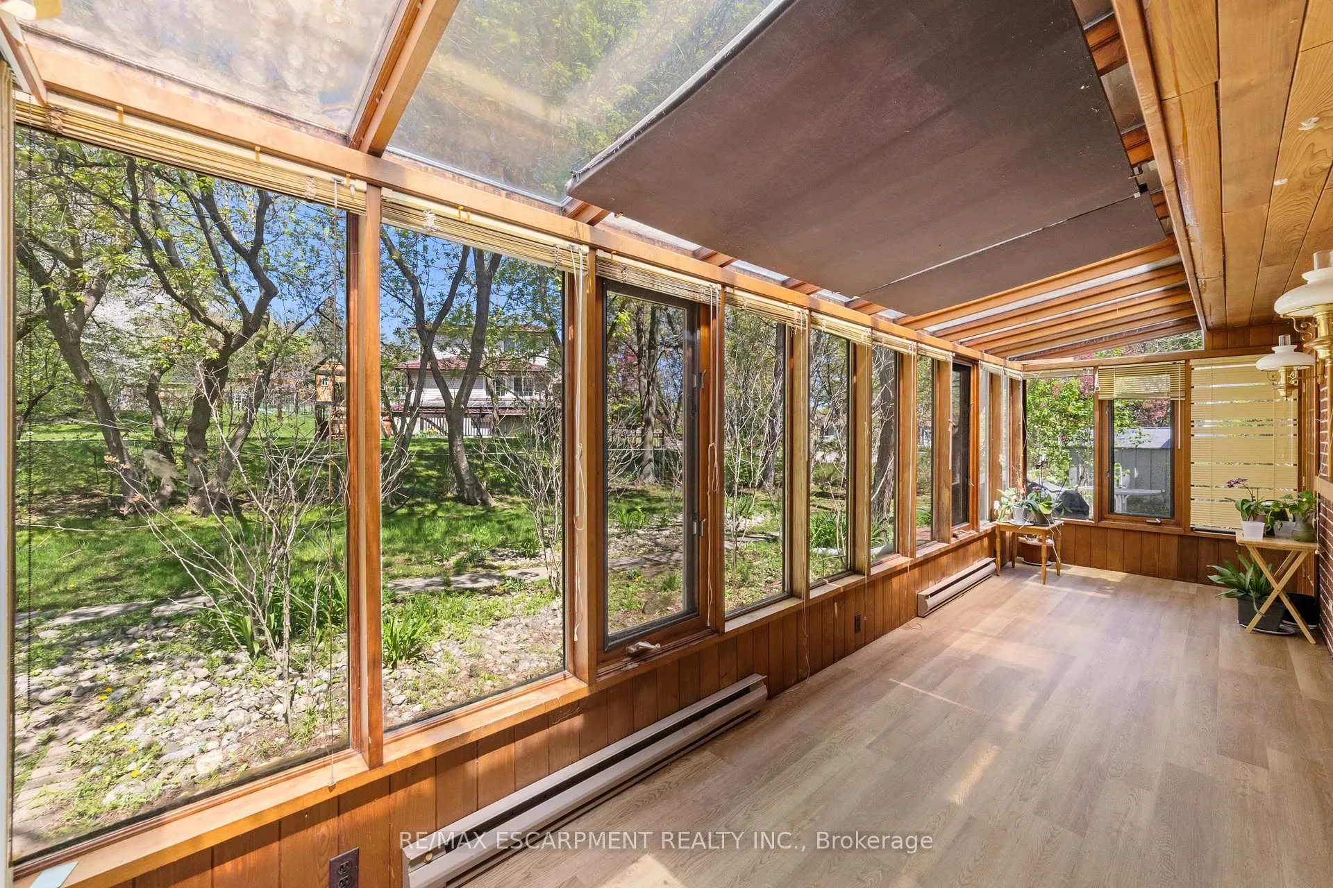 Photo 14 of 1411 Beaufort Drive, Burlington, Tyandaga — HOMEH