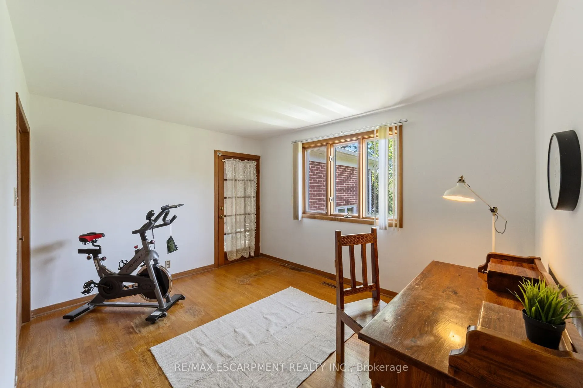 Photo 22 of 1411 Beaufort Drive, Burlington, Tyandaga — HOMEH