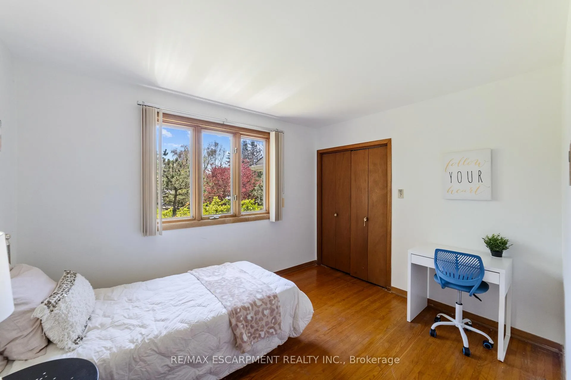 Photo 23 of 1411 Beaufort Drive, Burlington, Tyandaga — HOMEH