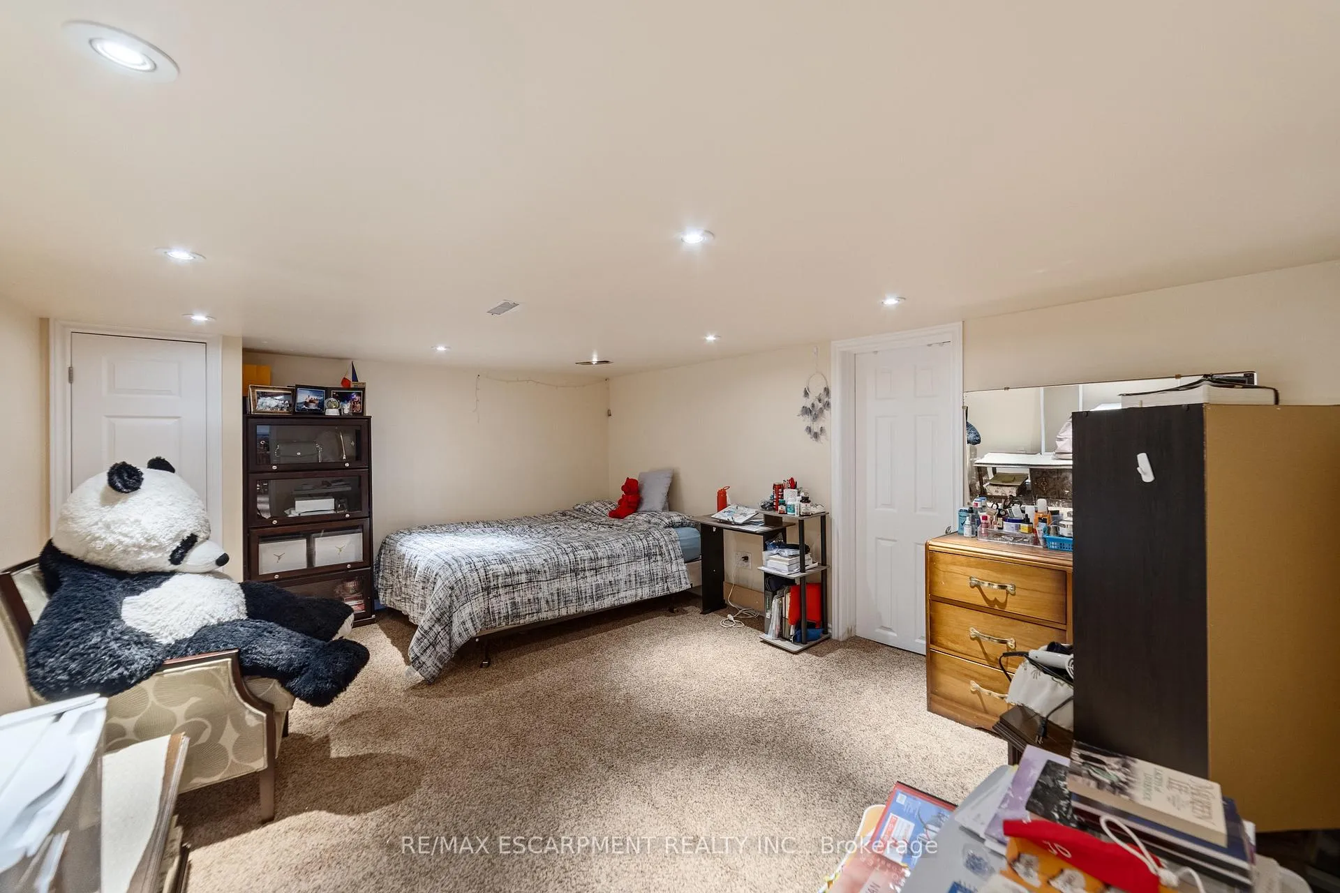 Photo 28 of 1411 Beaufort Drive, Burlington, Tyandaga — HOMEH