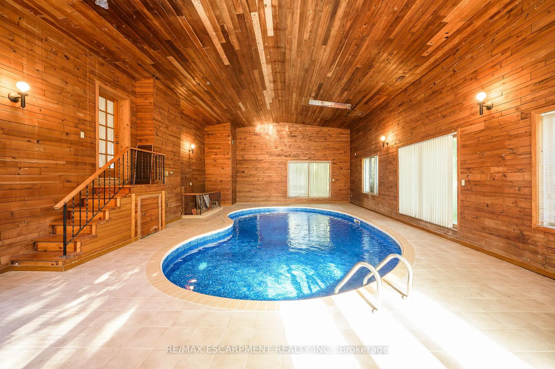 Photo 30 of 1411 Beaufort Drive, Burlington, Tyandaga — HOMEH