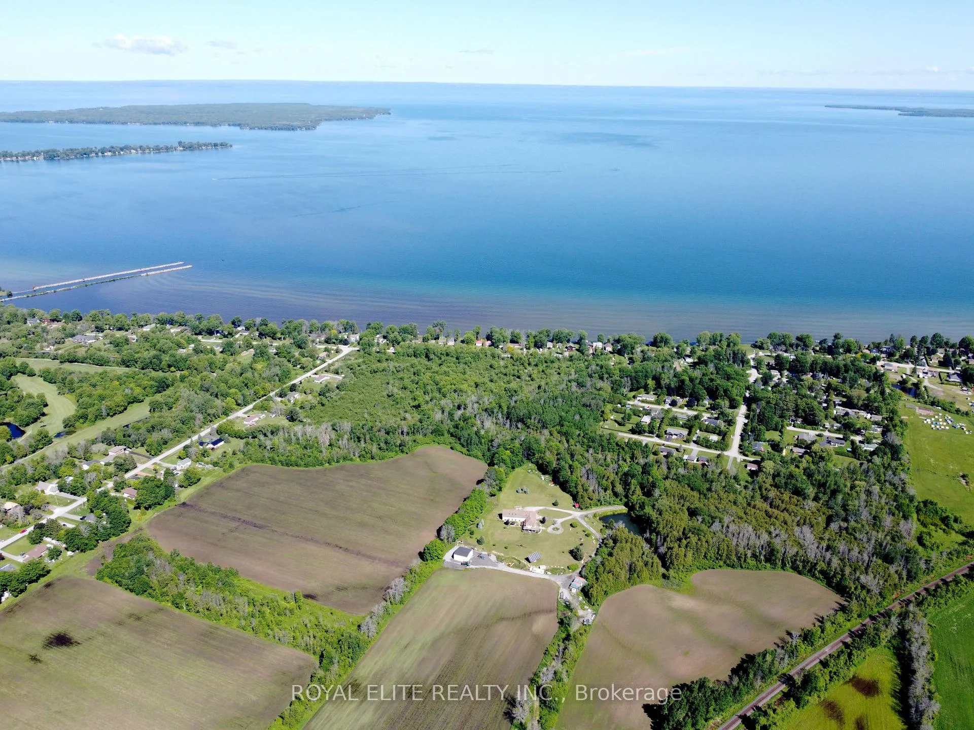 Photo 5 of 30705 Highway -48 Road, Georgina, Pefferlaw — HOMEH
