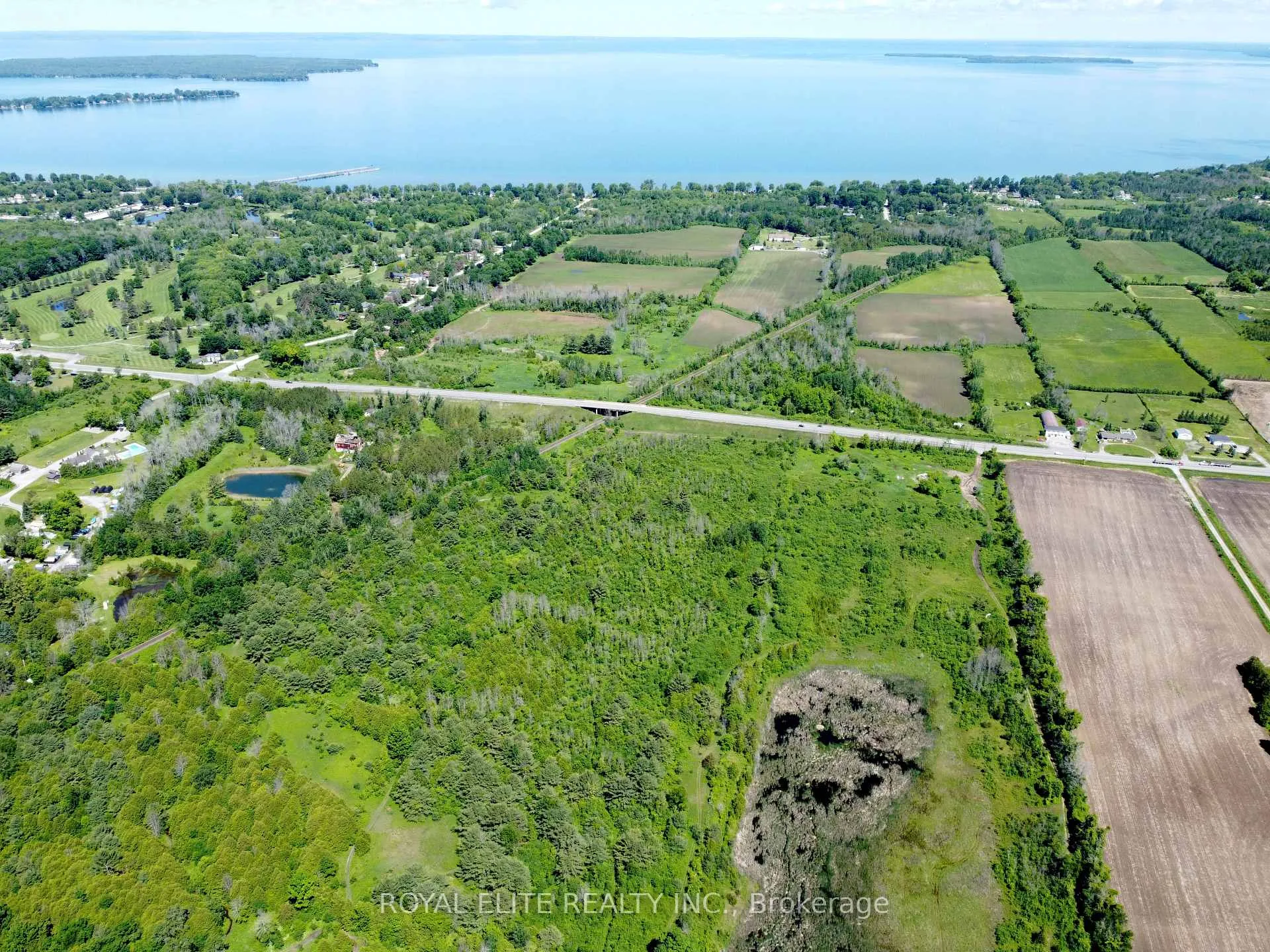 Photo 21 of 30705 Highway -48 Road, Georgina, Pefferlaw — HOMEH