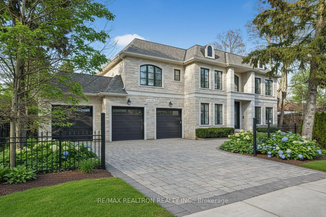 Photo 2 of 38 Kirk Drive, Markham, Royal Orchard — HOMEH