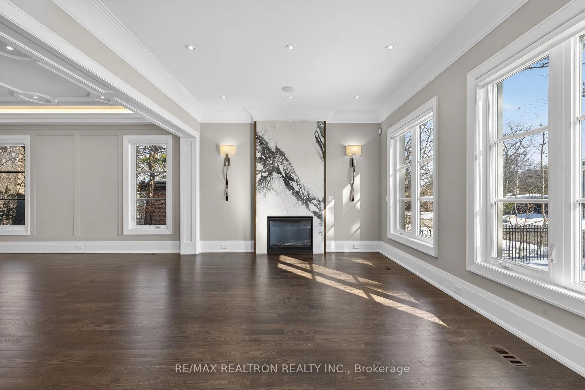 Photo 12 of 38 Kirk Drive, Markham, Royal Orchard — HOMEH