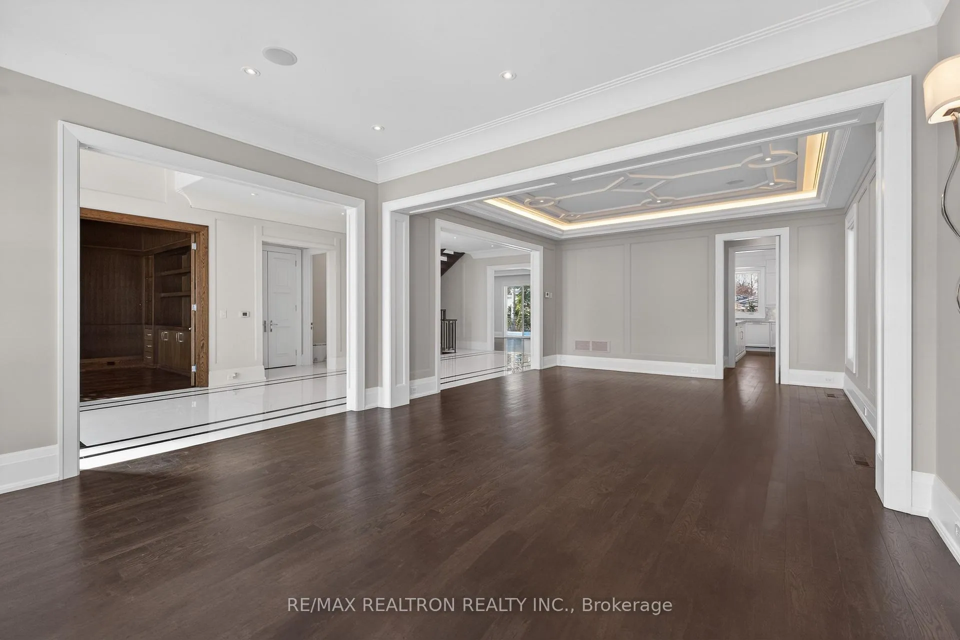 Photo 16 of 38 Kirk Drive, Markham, Royal Orchard — HOMEH