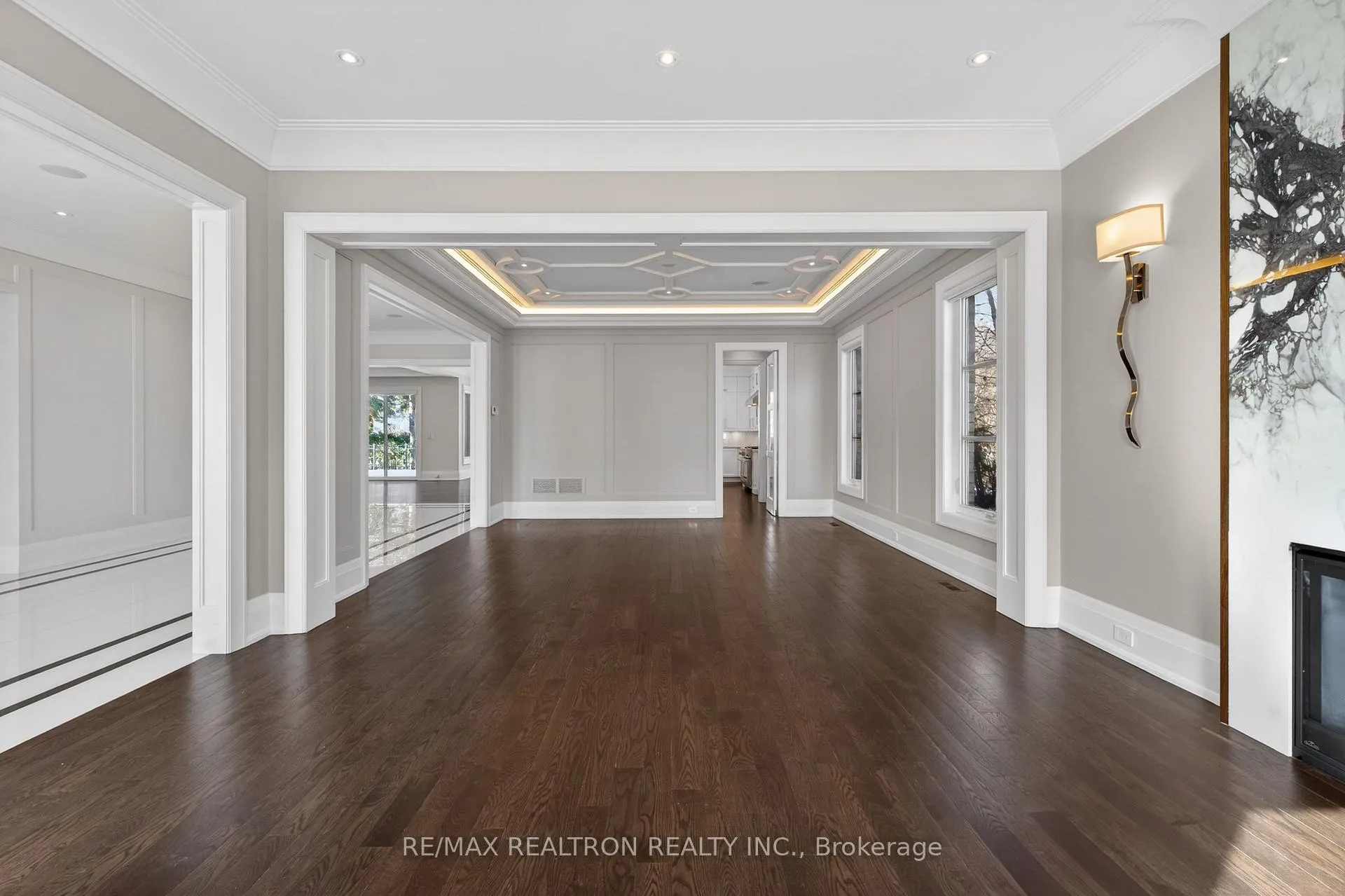 Photo 17 of 38 Kirk Drive, Markham, Royal Orchard — HOMEH