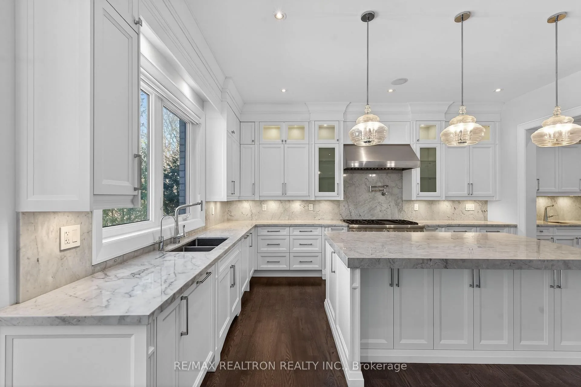Photo 20 of 38 Kirk Drive, Markham, Royal Orchard — HOMEH