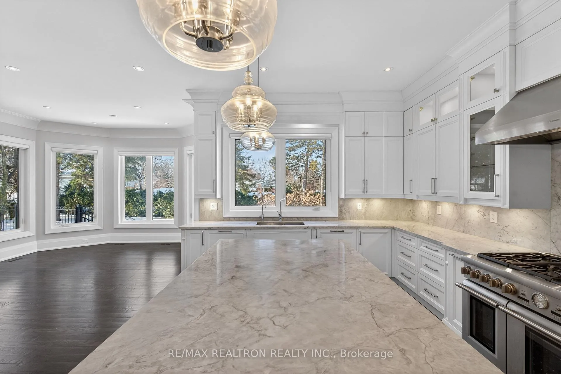 Photo 22 of 38 Kirk Drive, Markham, Royal Orchard — HOMEH