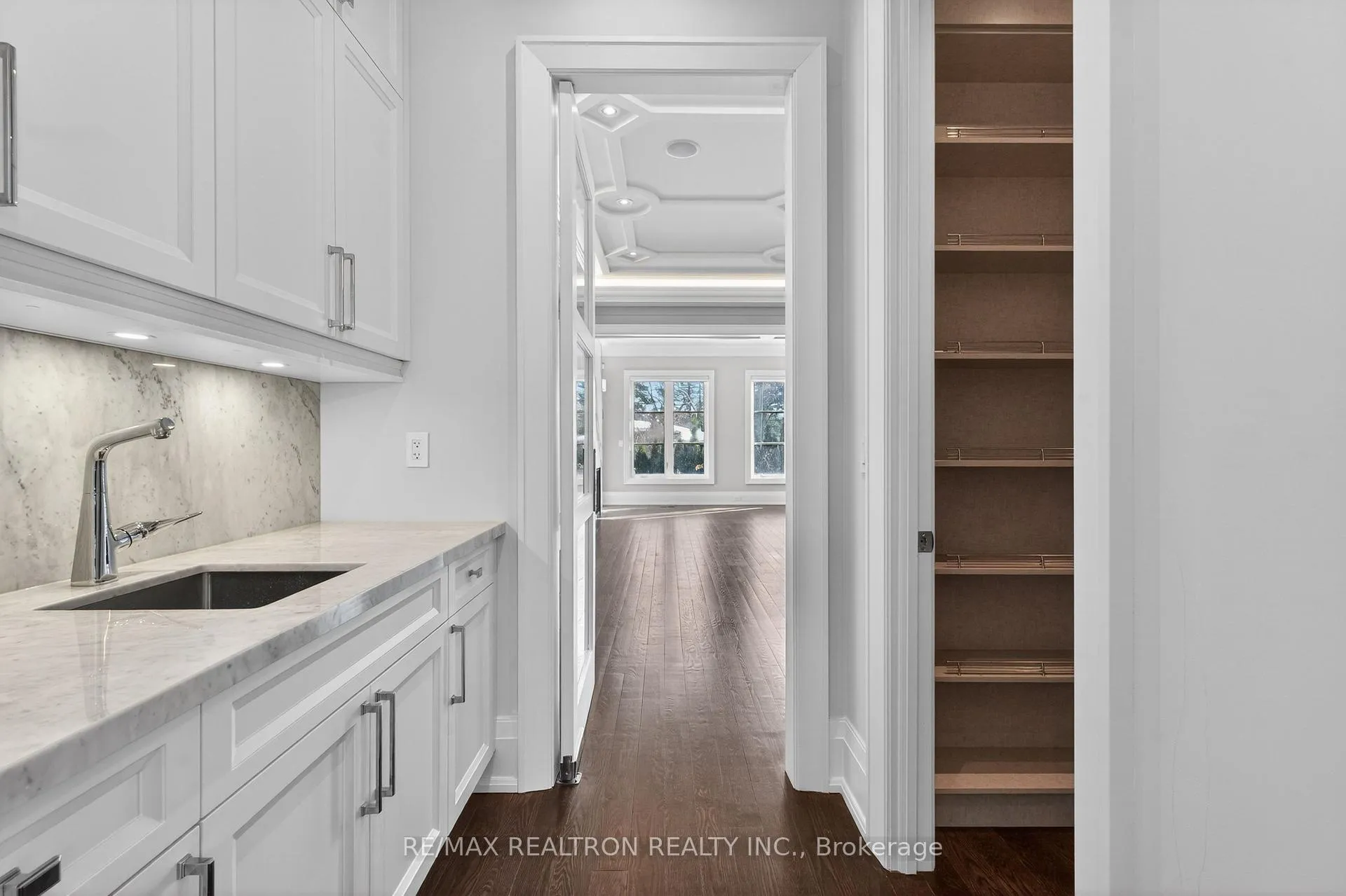 Photo 24 of 38 Kirk Drive, Markham, Royal Orchard — HOMEH