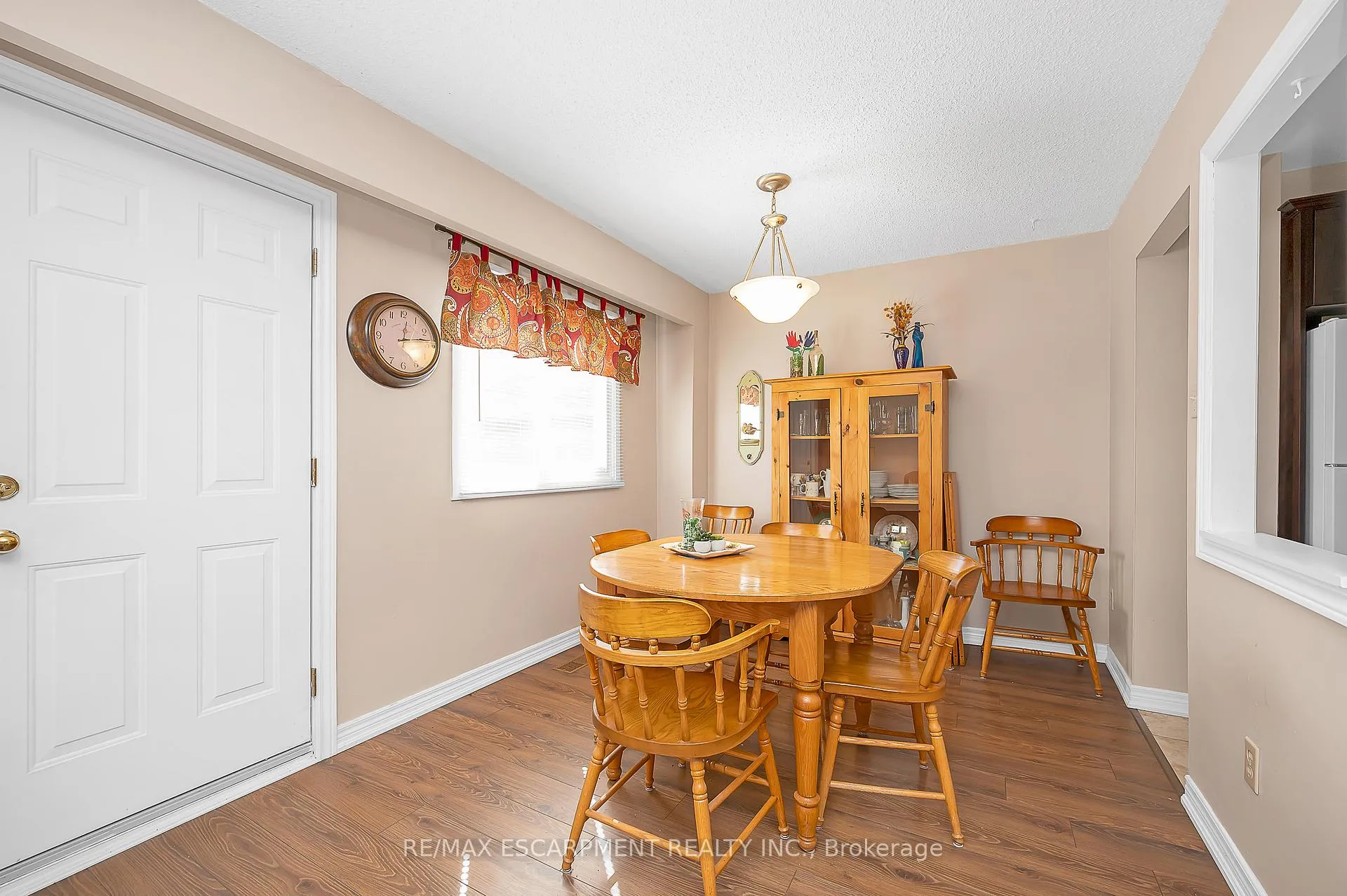 Photo 9 of Unit L80, 223 Pioneer Drive, Kitchener — HOMEH
