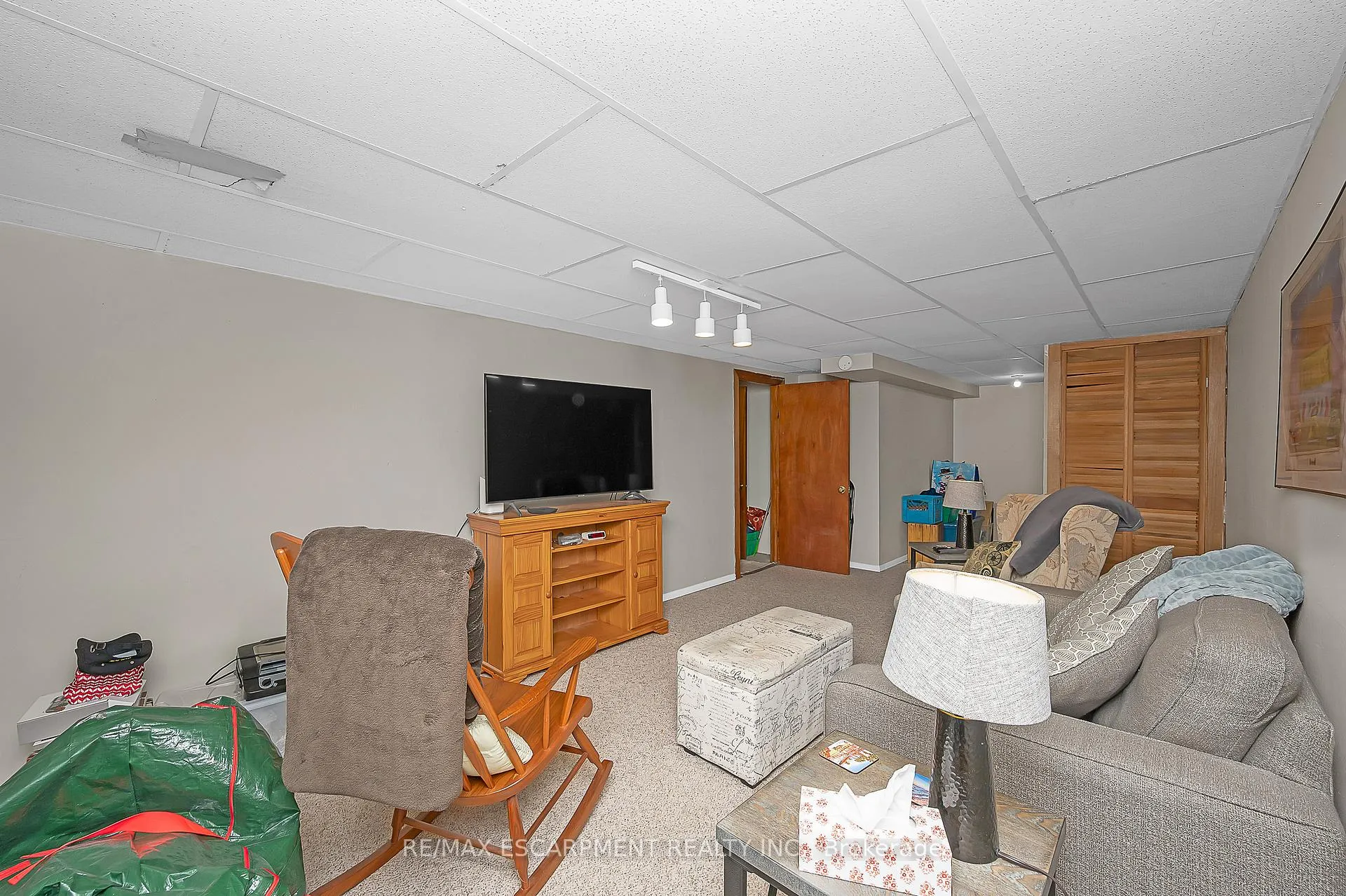 Photo 19 of Unit L80, 223 Pioneer Drive, Kitchener — HOMEH