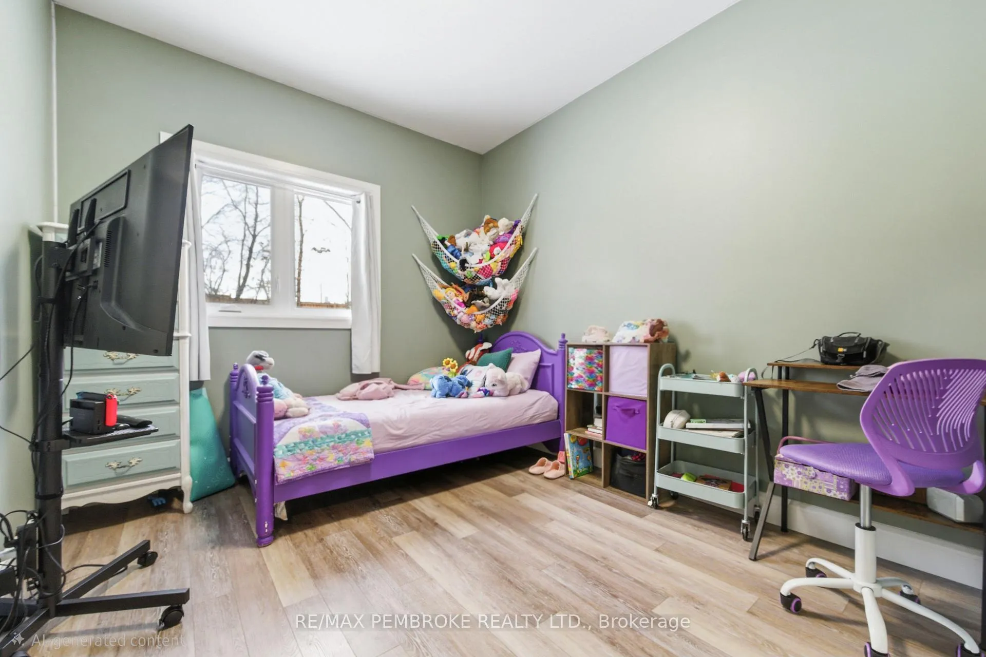Photo 17 of 5 Harry Street, Petawawa — HOMEH