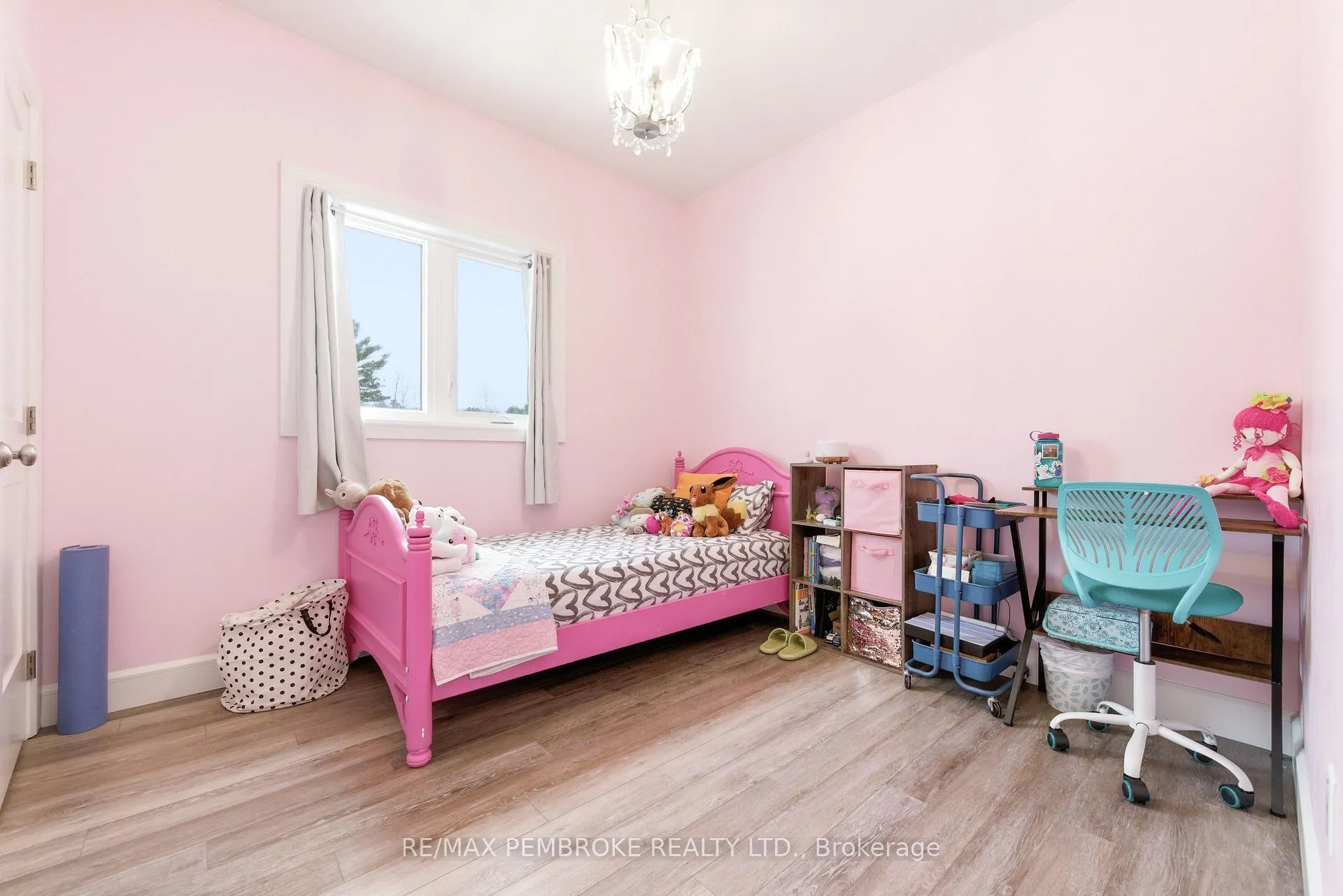 Photo 20 of 5 Harry Street, Petawawa — HOMEH