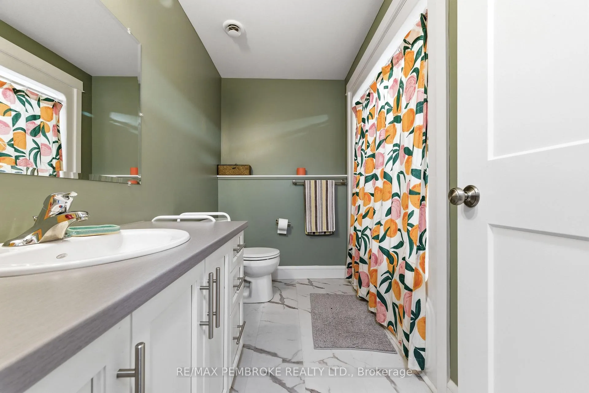 Photo 36 of 5 Harry Street, Petawawa — HOMEH