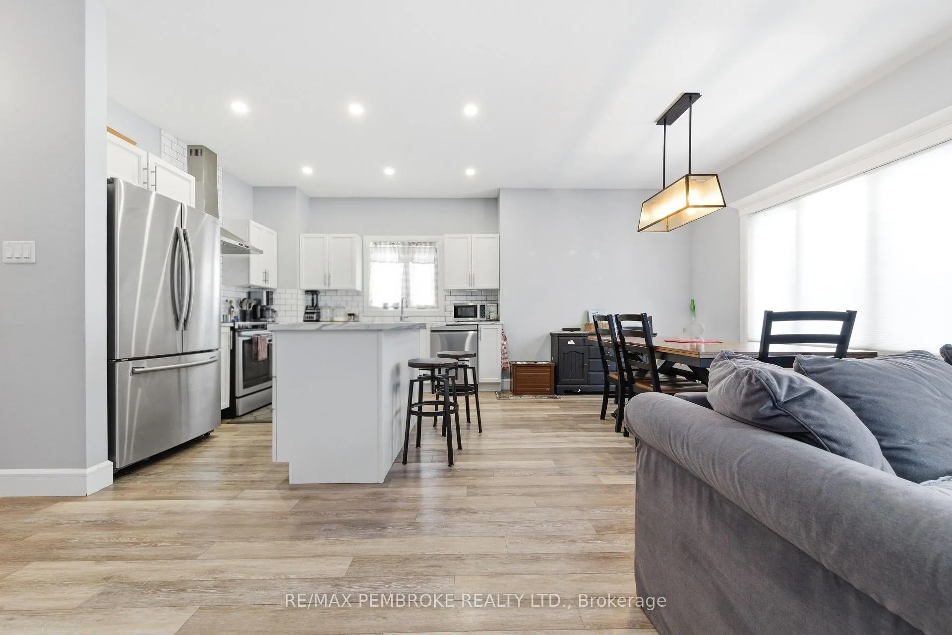 Photo 40 of 5 Harry Street, Petawawa — HOMEH