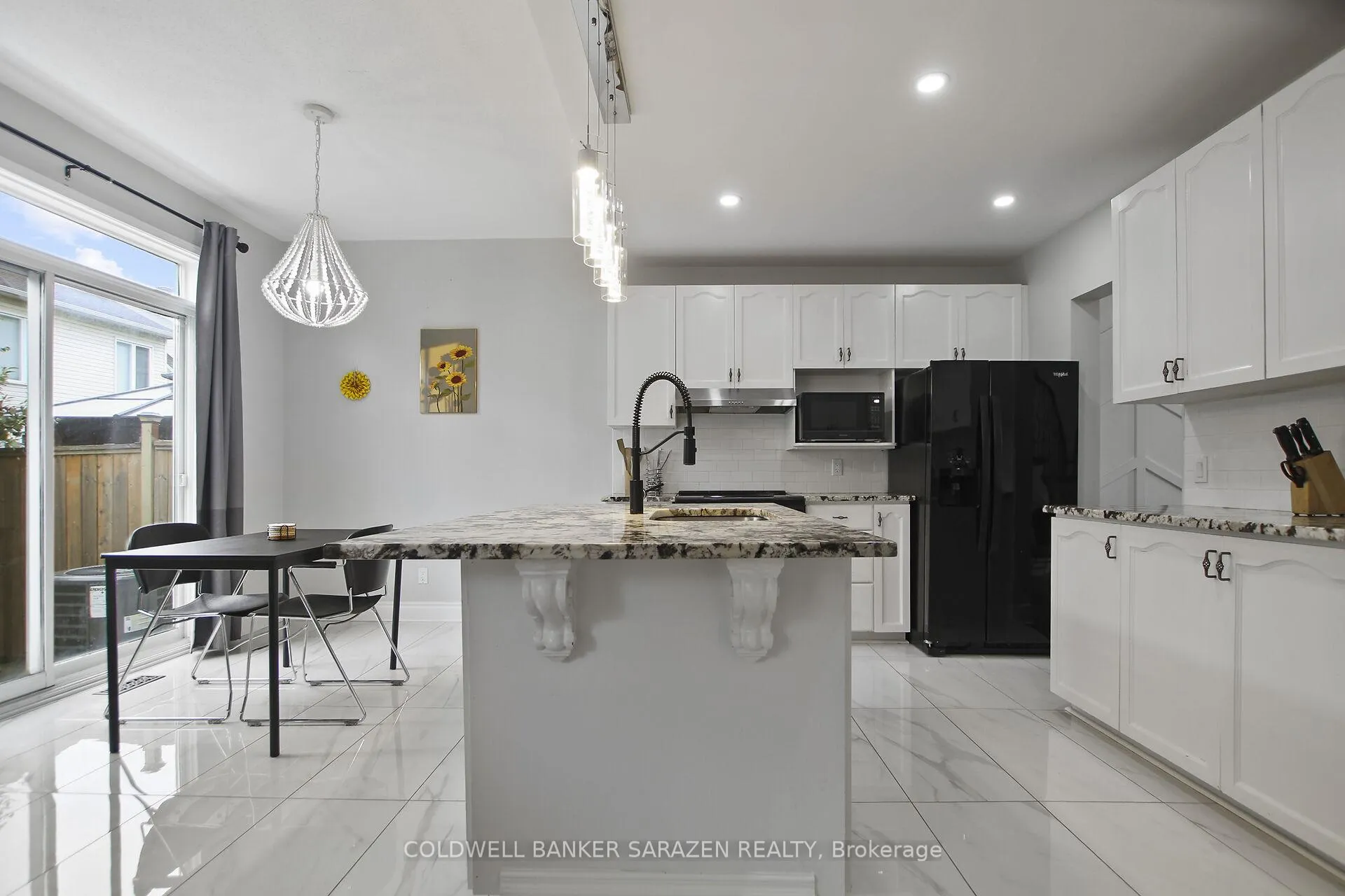 Photo 14 of 399 Stoneway Drive, Ottawa, Barrhaven East — HOMEH