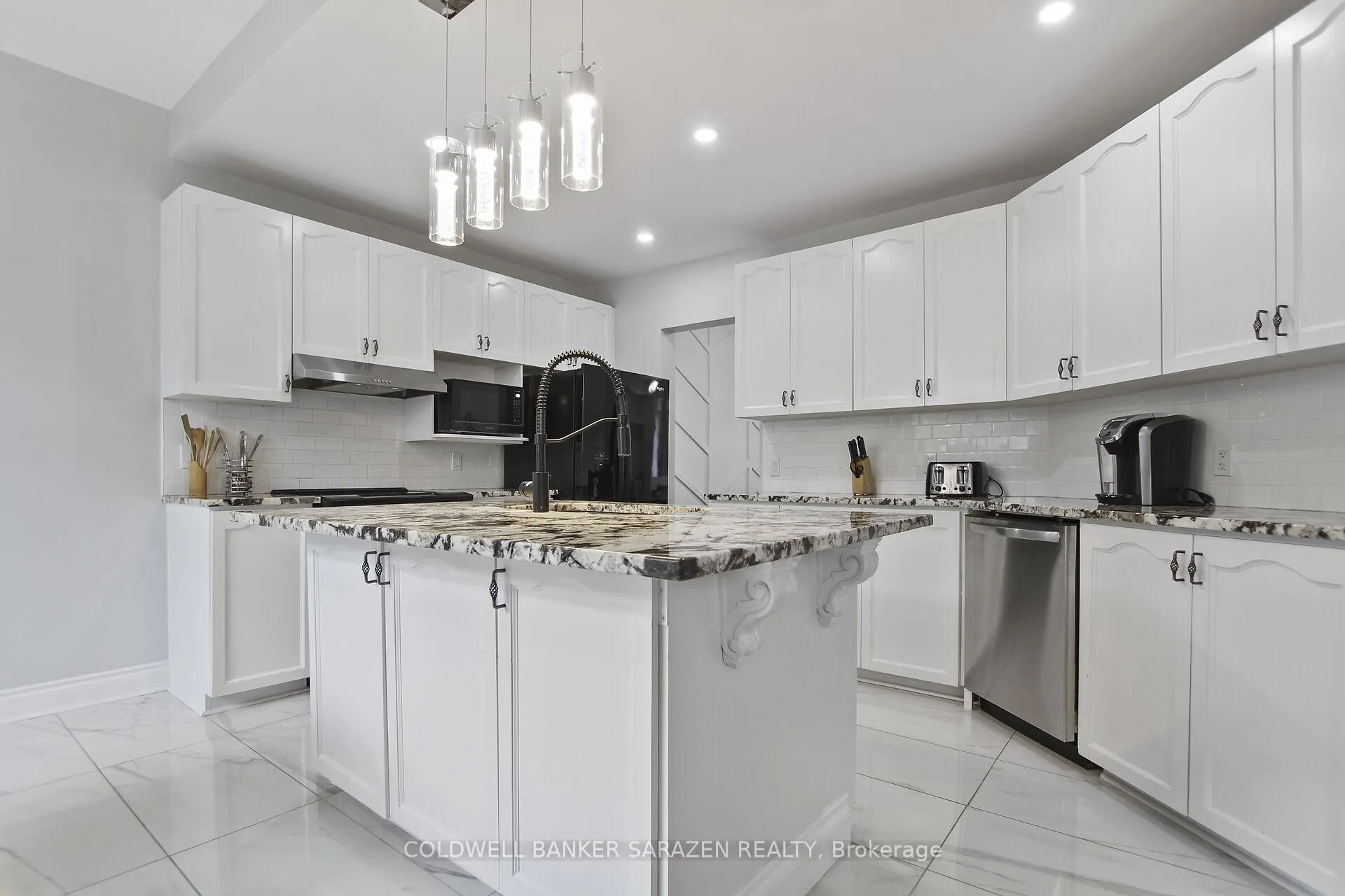 Photo 15 of 399 Stoneway Drive, Ottawa, Barrhaven East — HOMEH