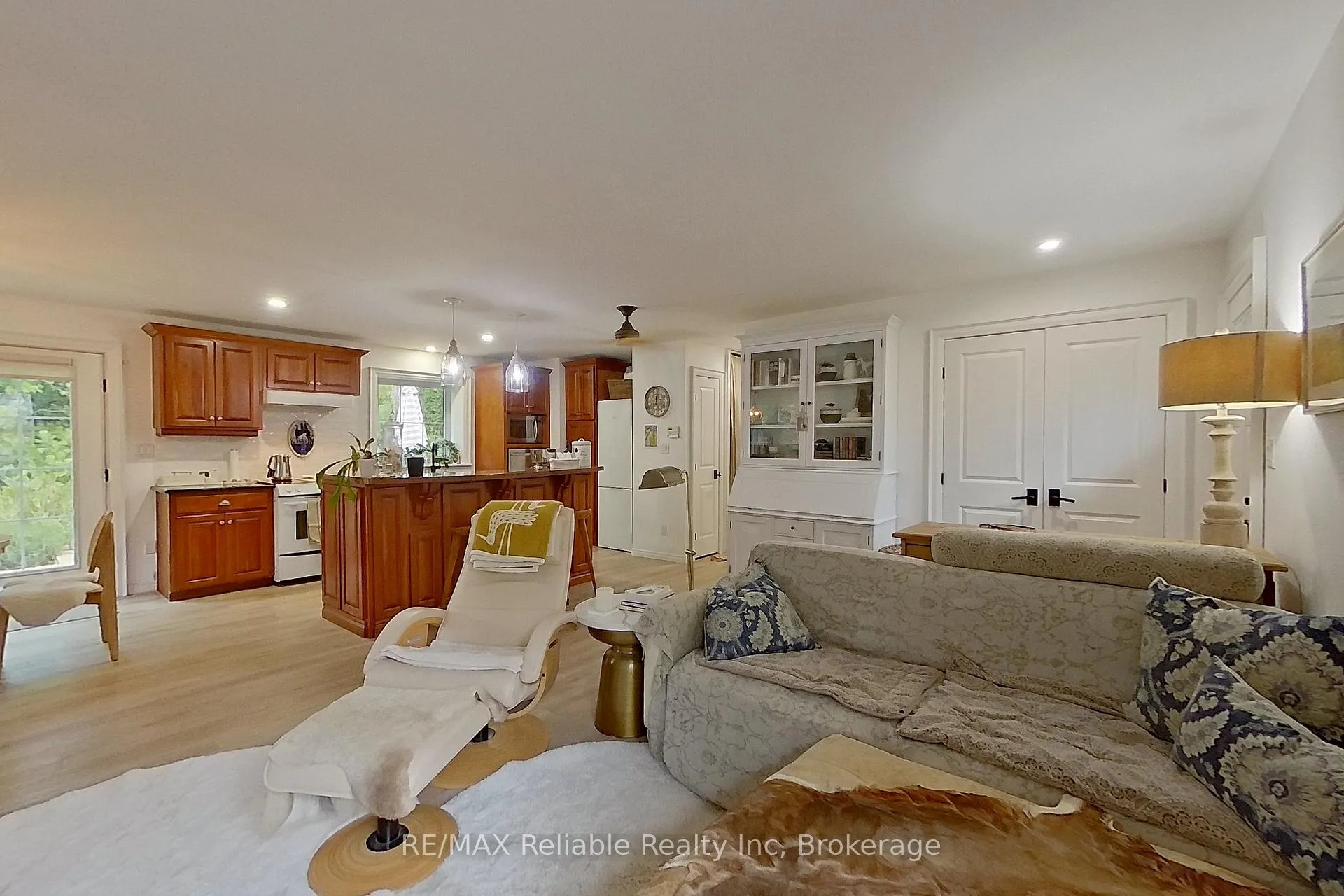 Photo 11 of 57 Cameron Street, Bluewater, Bayfield — HOMEH