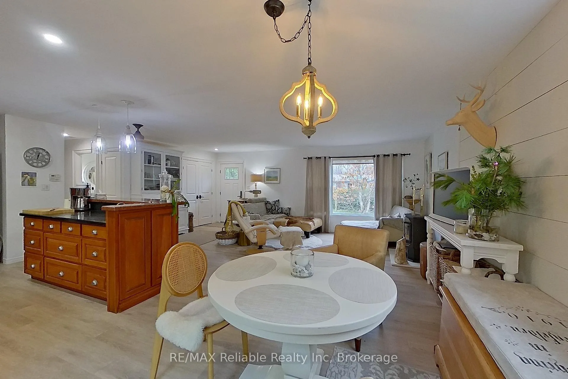 Photo 14 of 57 Cameron Street, Bluewater, Bayfield — HOMEH