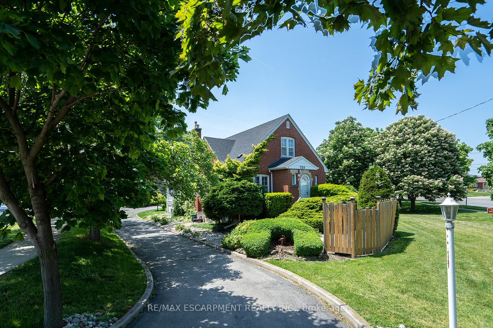 Photo 26 of Unit B, 324 King Street, Hamilton, Stoney Creek — HOMEH
